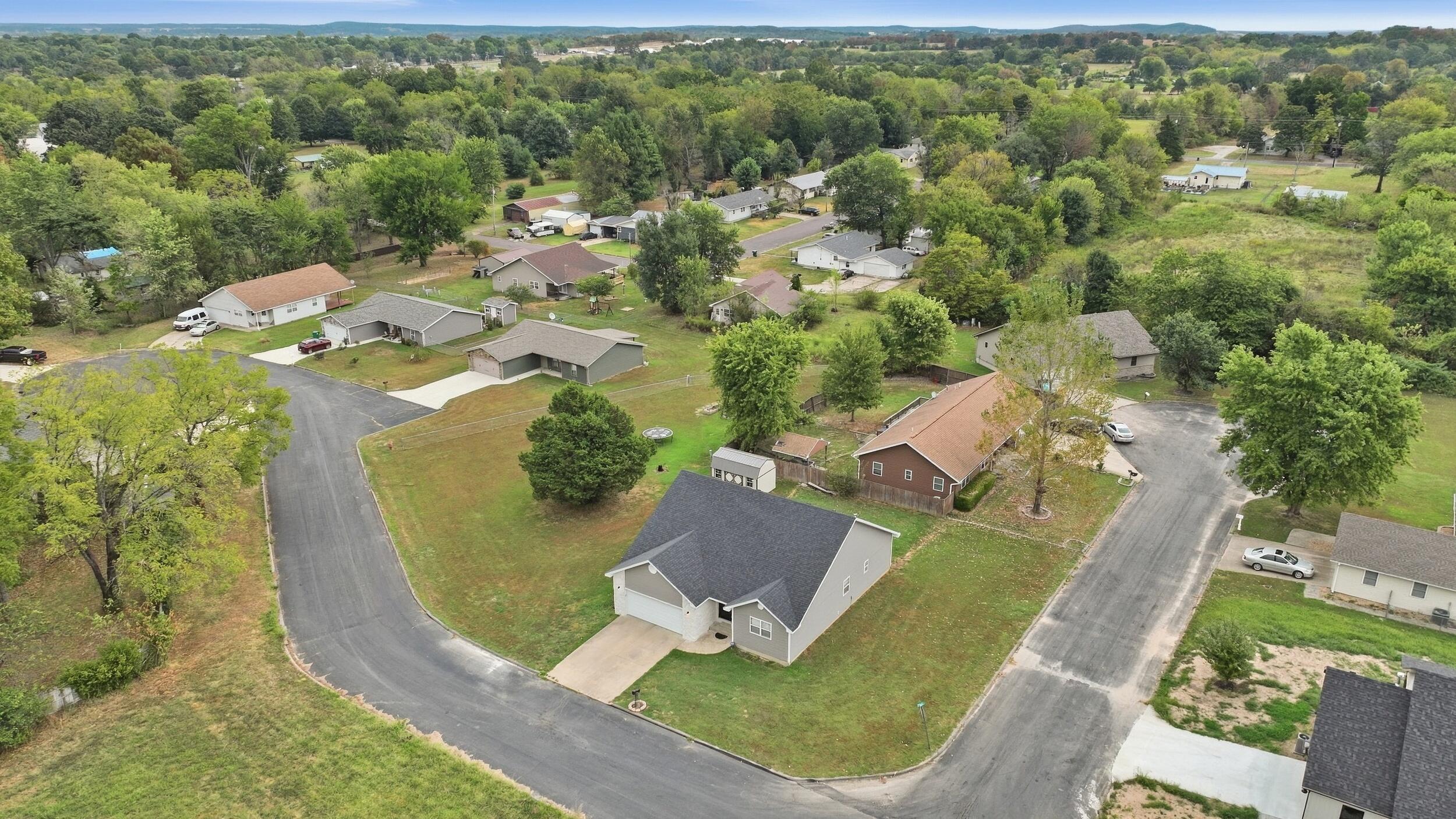 700 Robin Road Property Photo 30