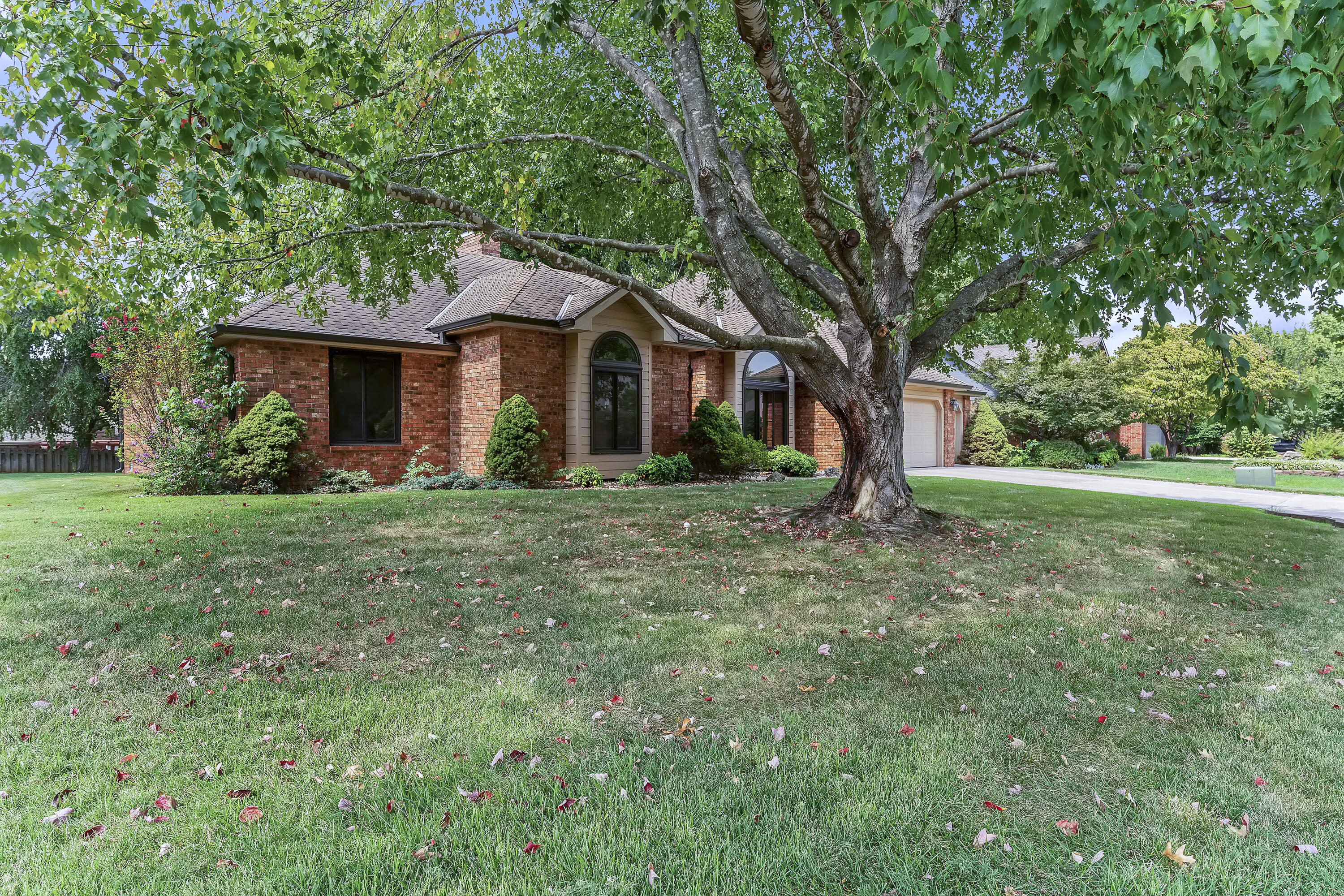 4715 South Connor Avenue Property Photo 2
