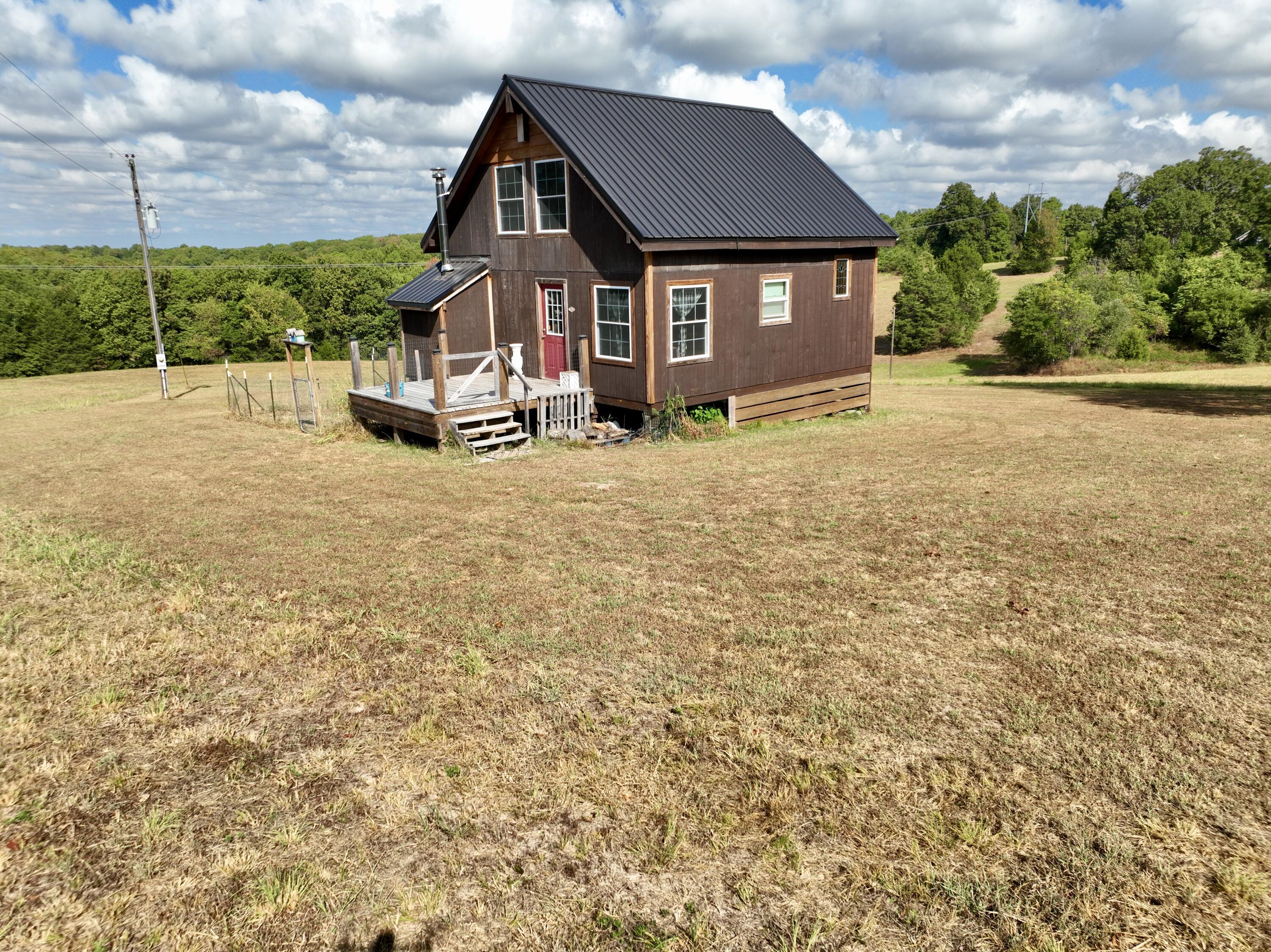 1374 Scotch Hollow Road Property Photo 3
