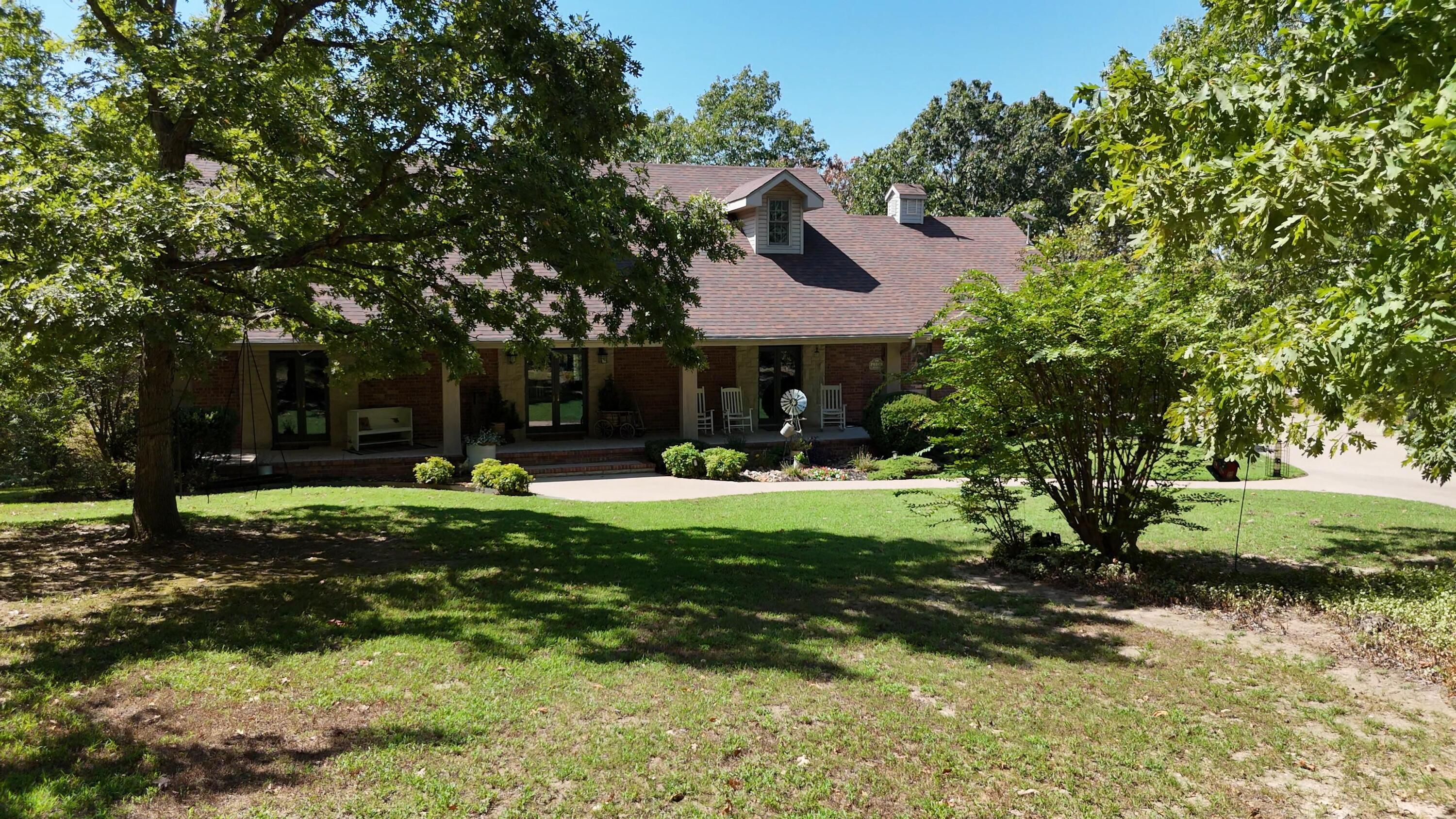 7663 Timber Ridge Drive Property Photo 3