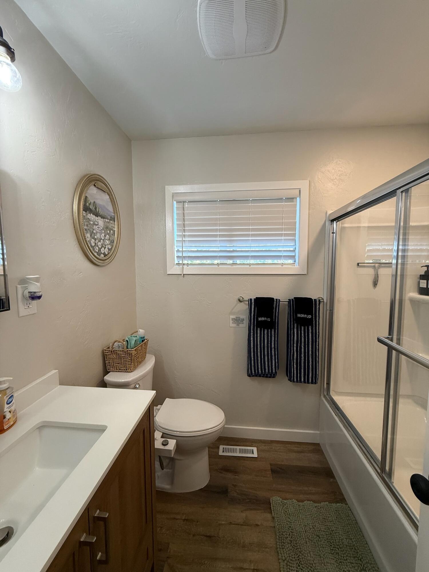 70 East Lakeshore Drive Property Photo 11