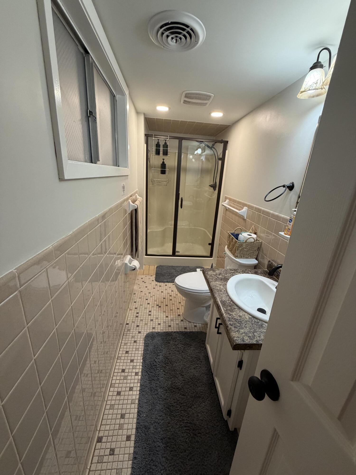 70 East Lakeshore Drive Property Photo 16