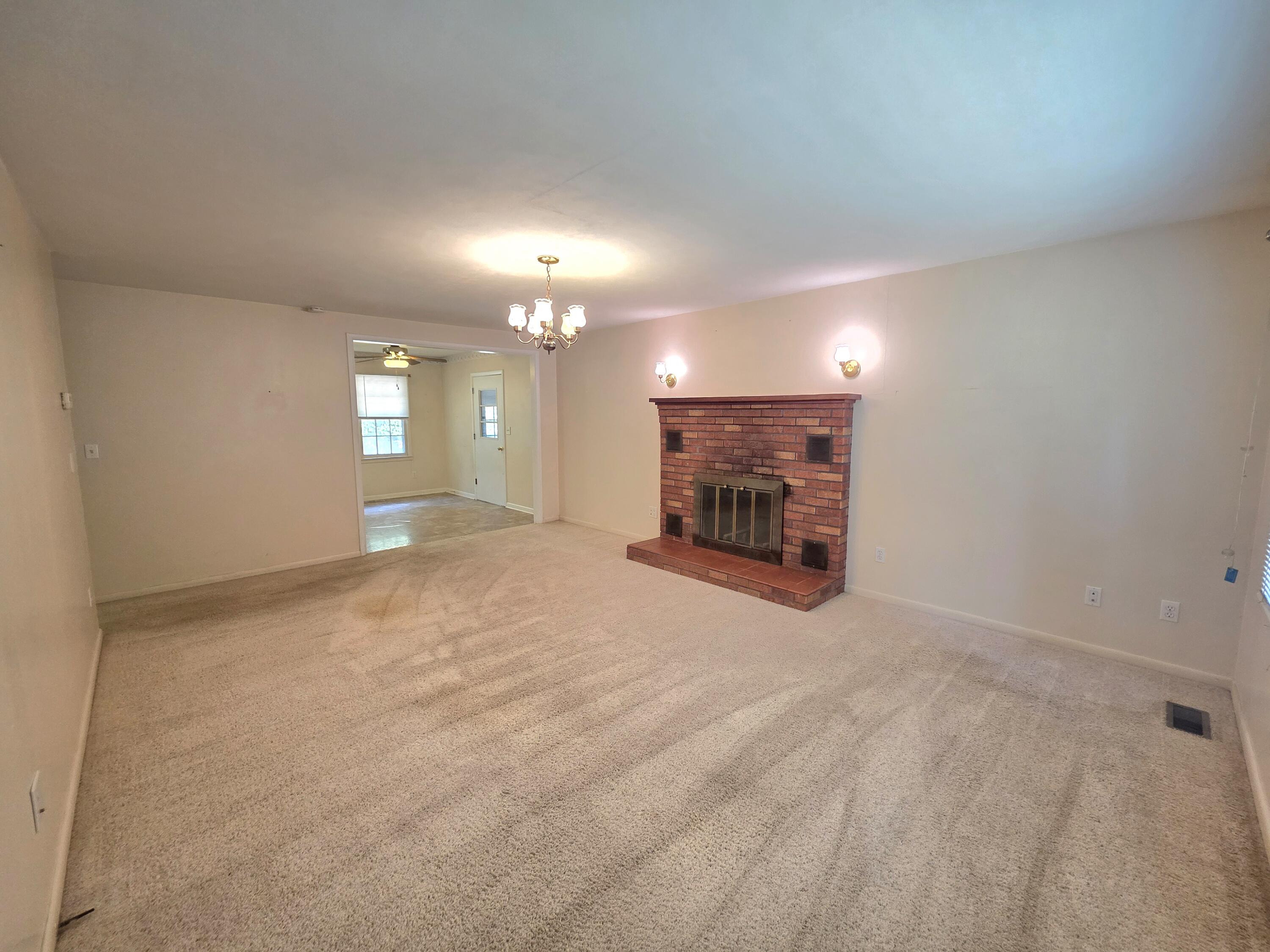 1319 Briar Wood Drive Property Photo 3