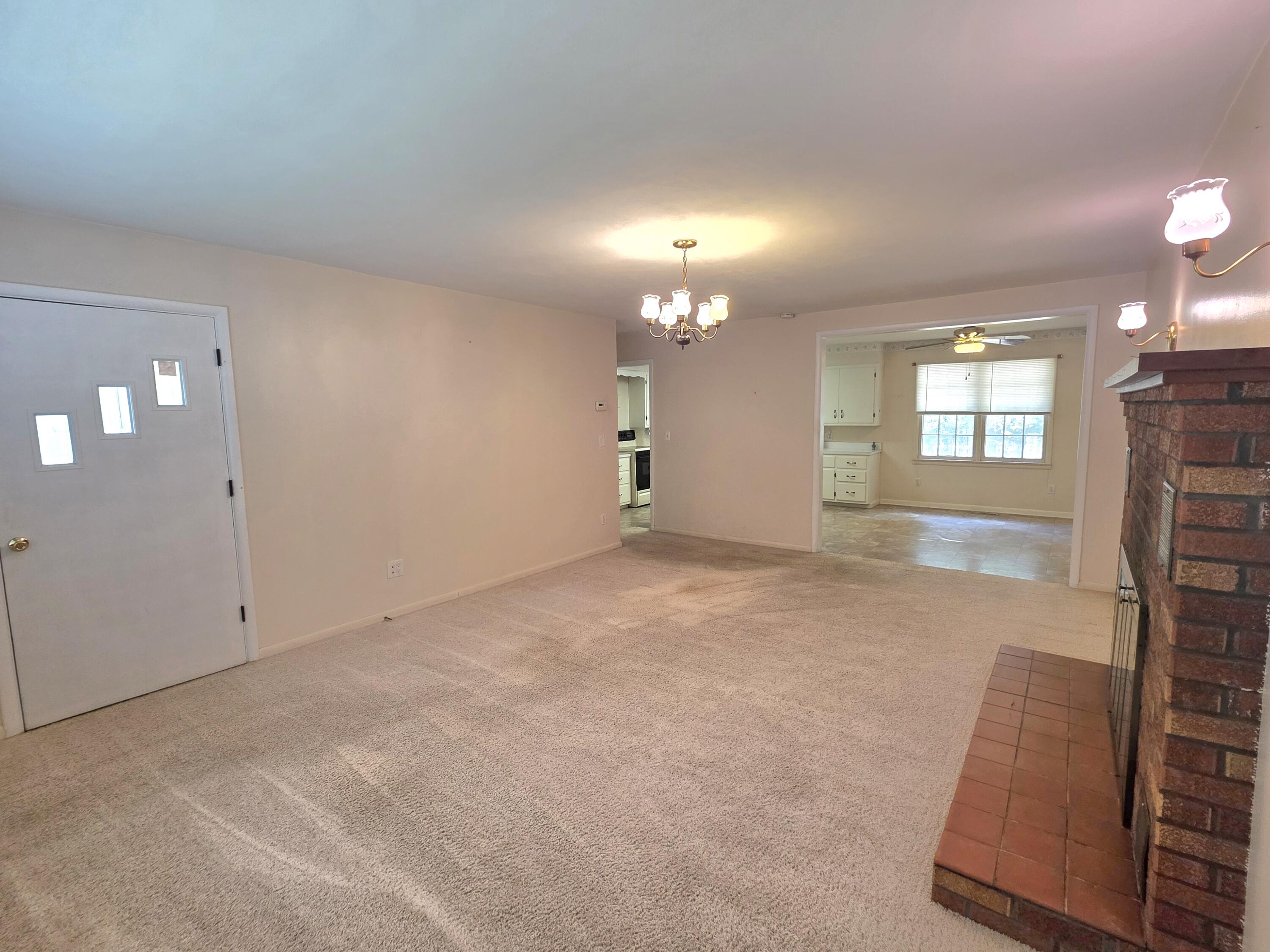 1319 Briar Wood Drive Property Photo 4
