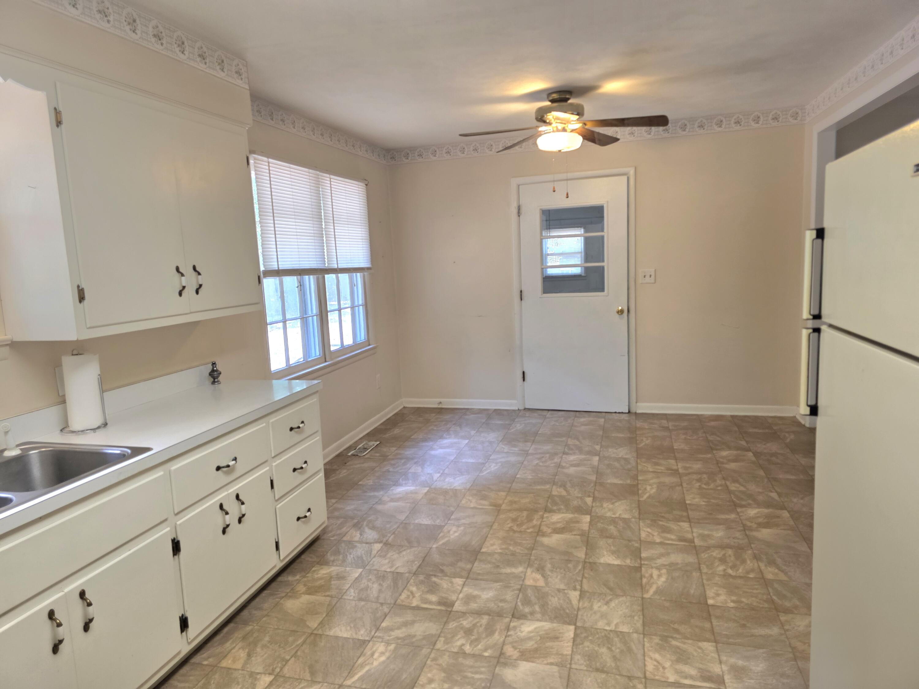 1319 Briar Wood Drive Property Photo 10