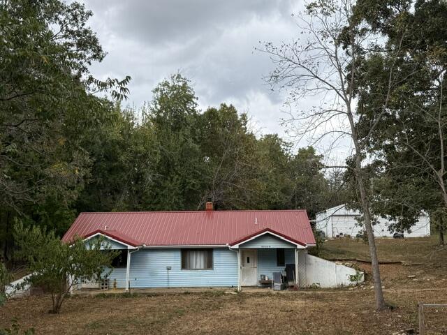 4 Arthur Trail Property Photo 1