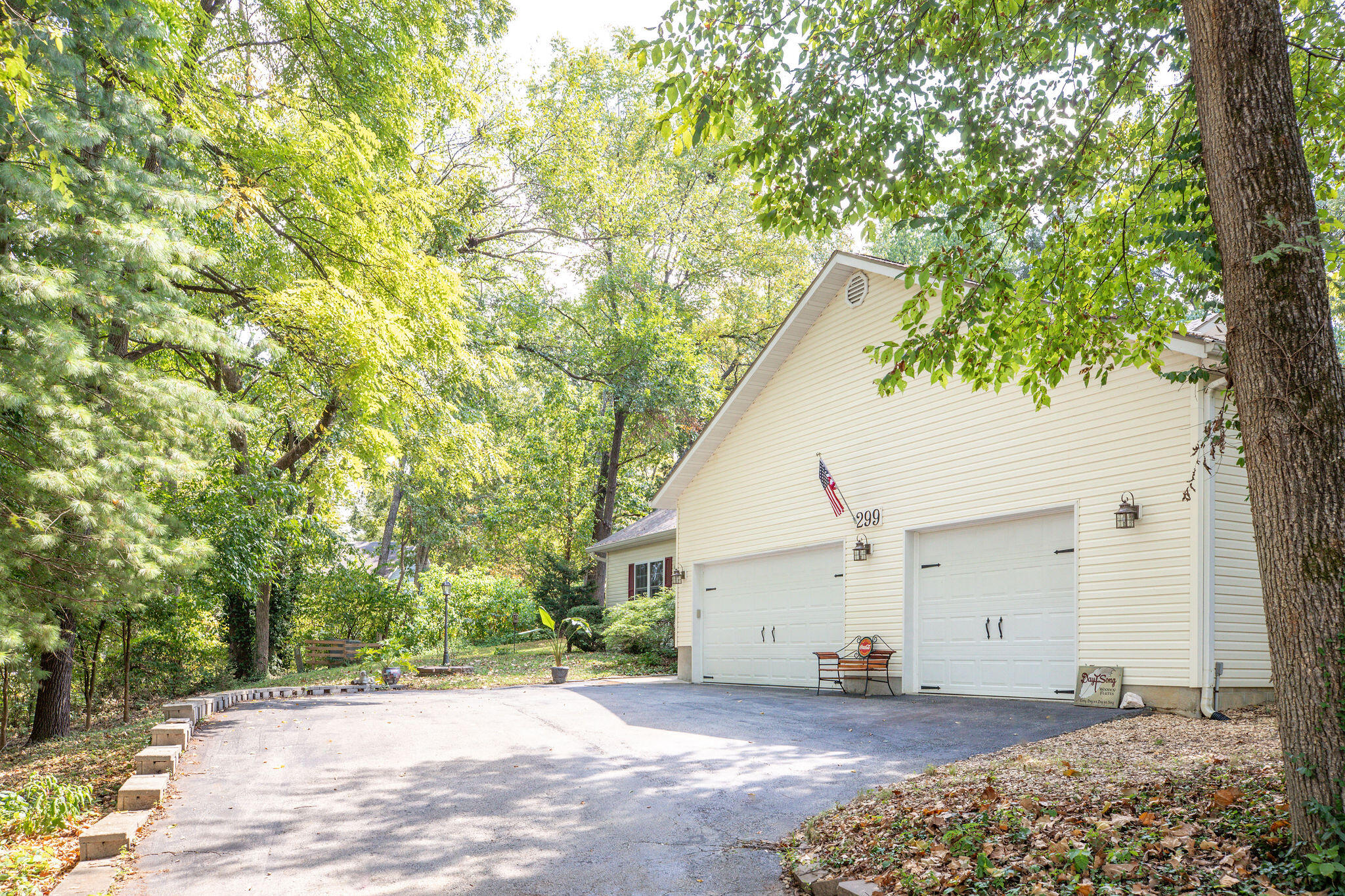 299 River Point Road Property Photo 4