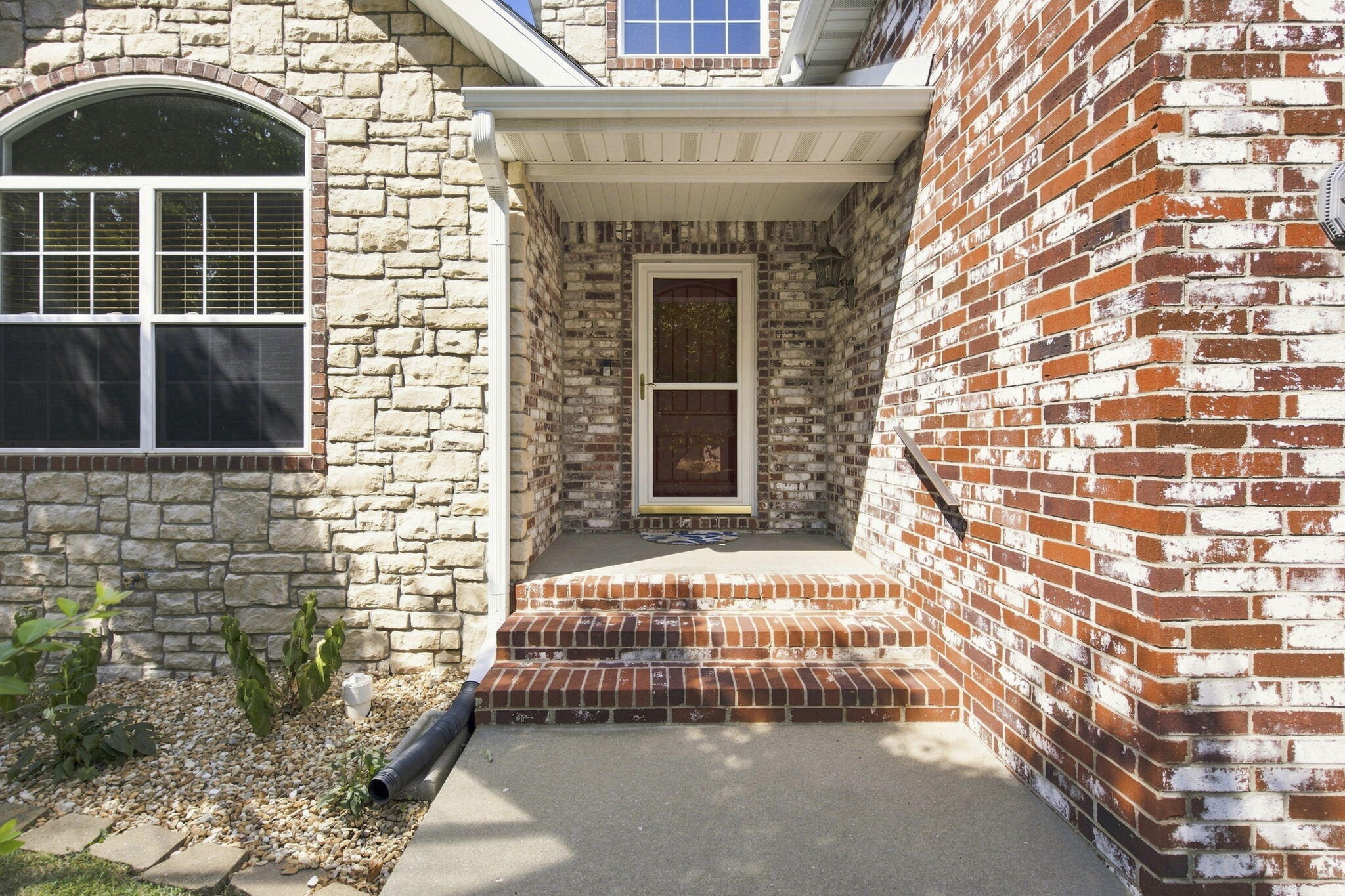 661 North Greer Avenue Property Photo 2