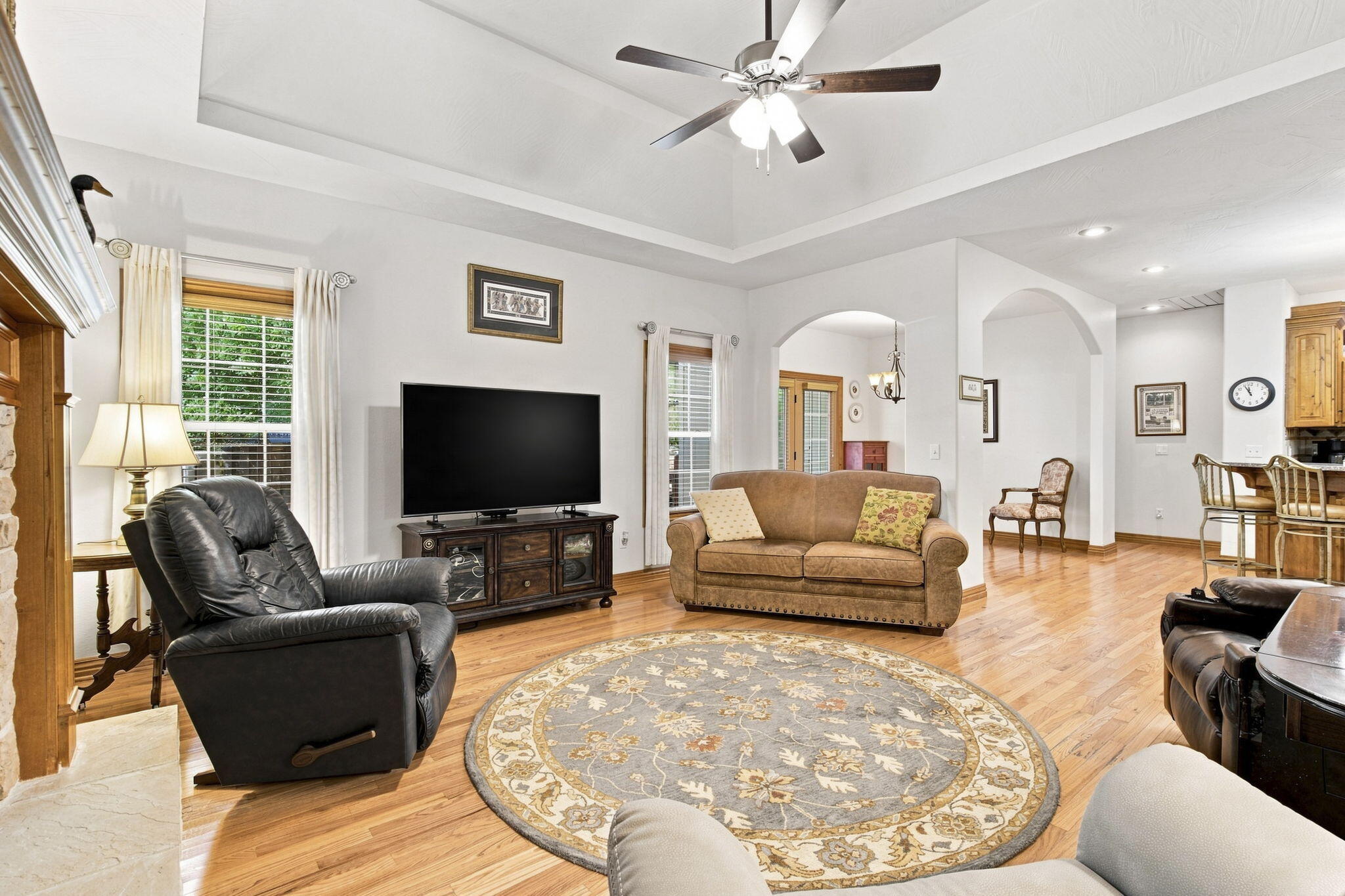 661 North Greer Avenue Property Photo 8