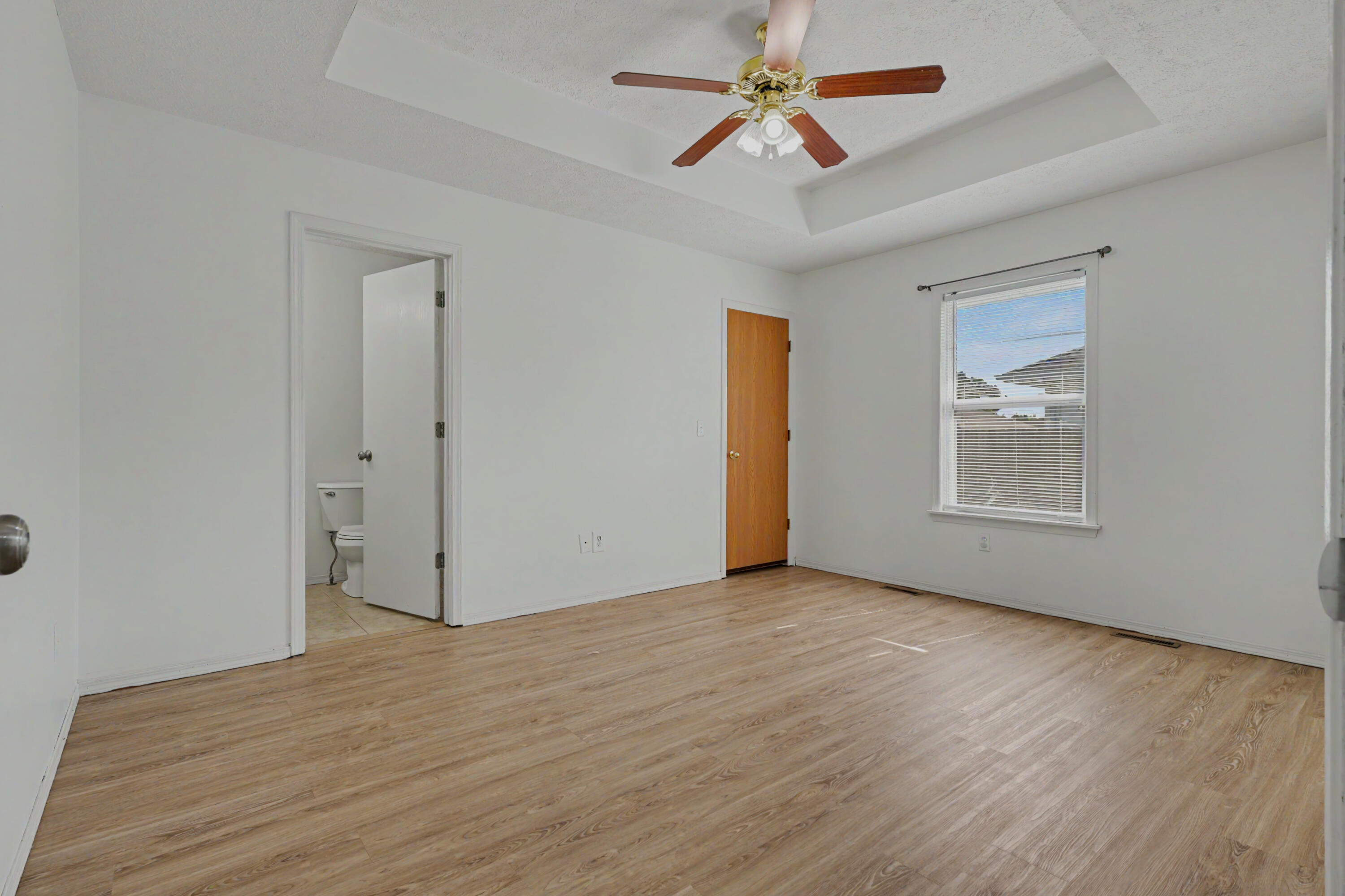 1107 East Melton Road Property Photo 18