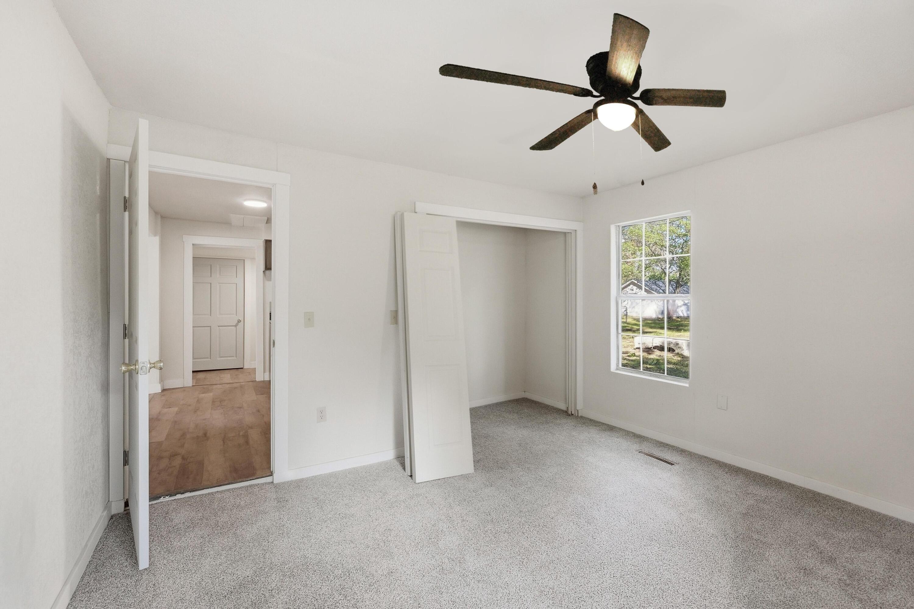 1402 Poplar Street Property Photo 22