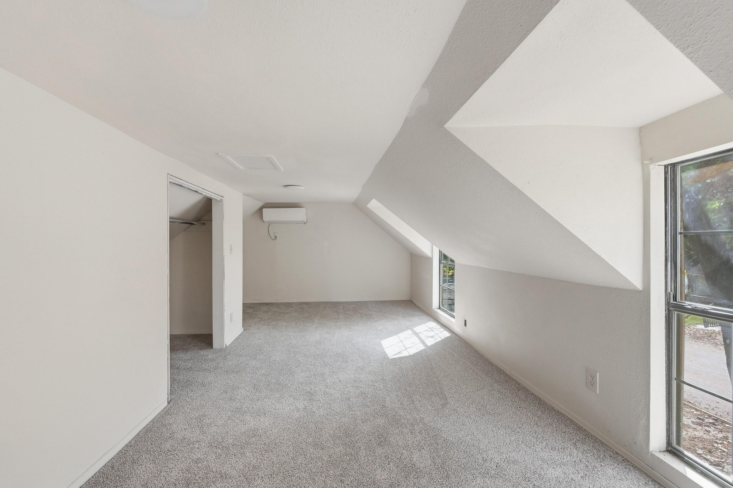 1402 Poplar Street Property Photo 23