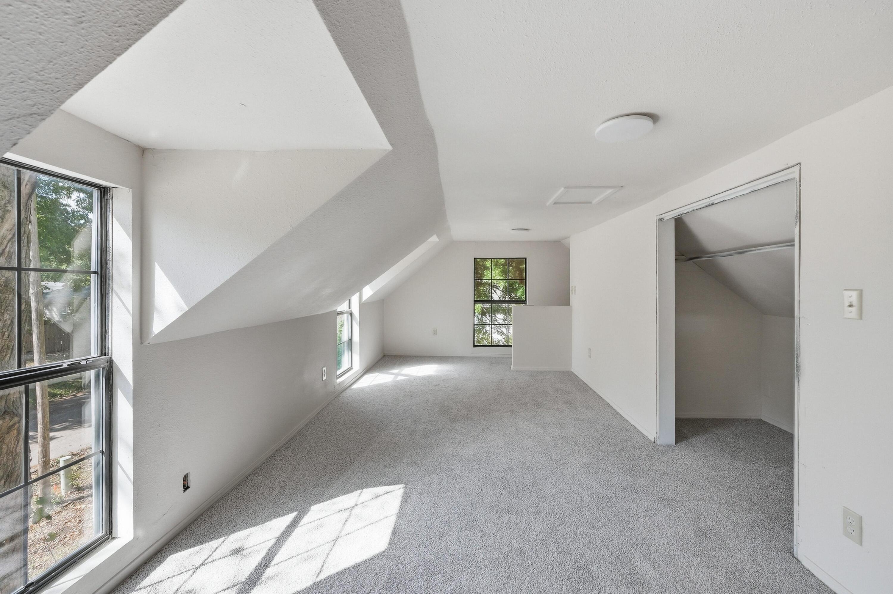 1402 Poplar Street Property Photo 24