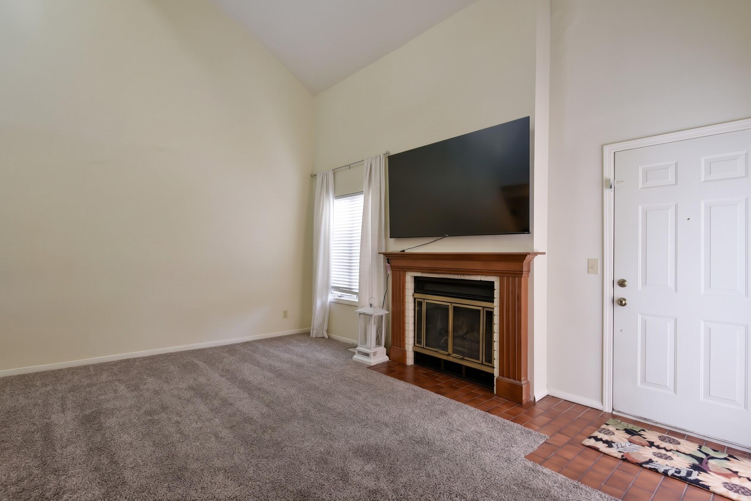 3440 South Delaware Avenue 106 Property Photo 5