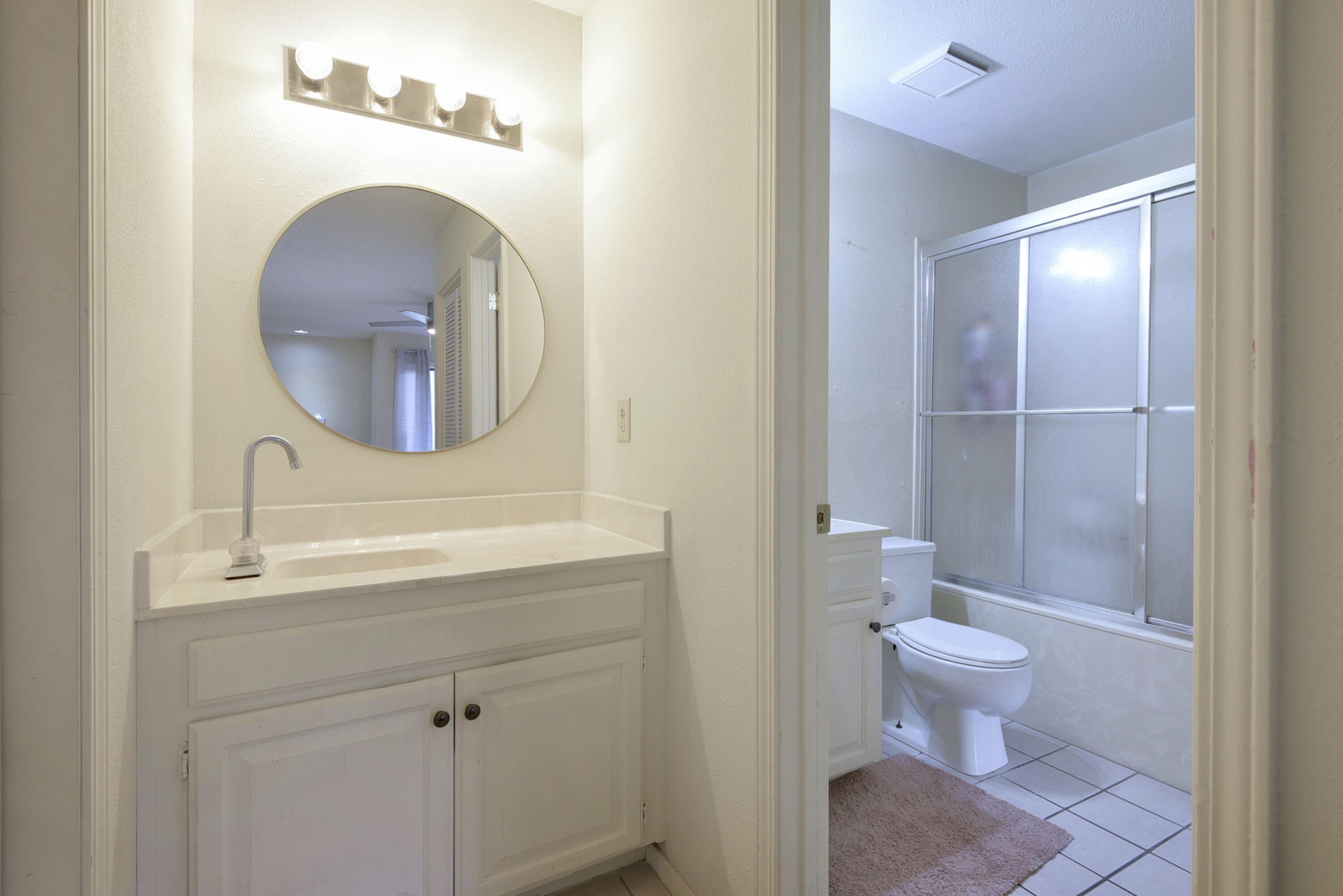 3440 South Delaware Avenue 106 Property Photo 16