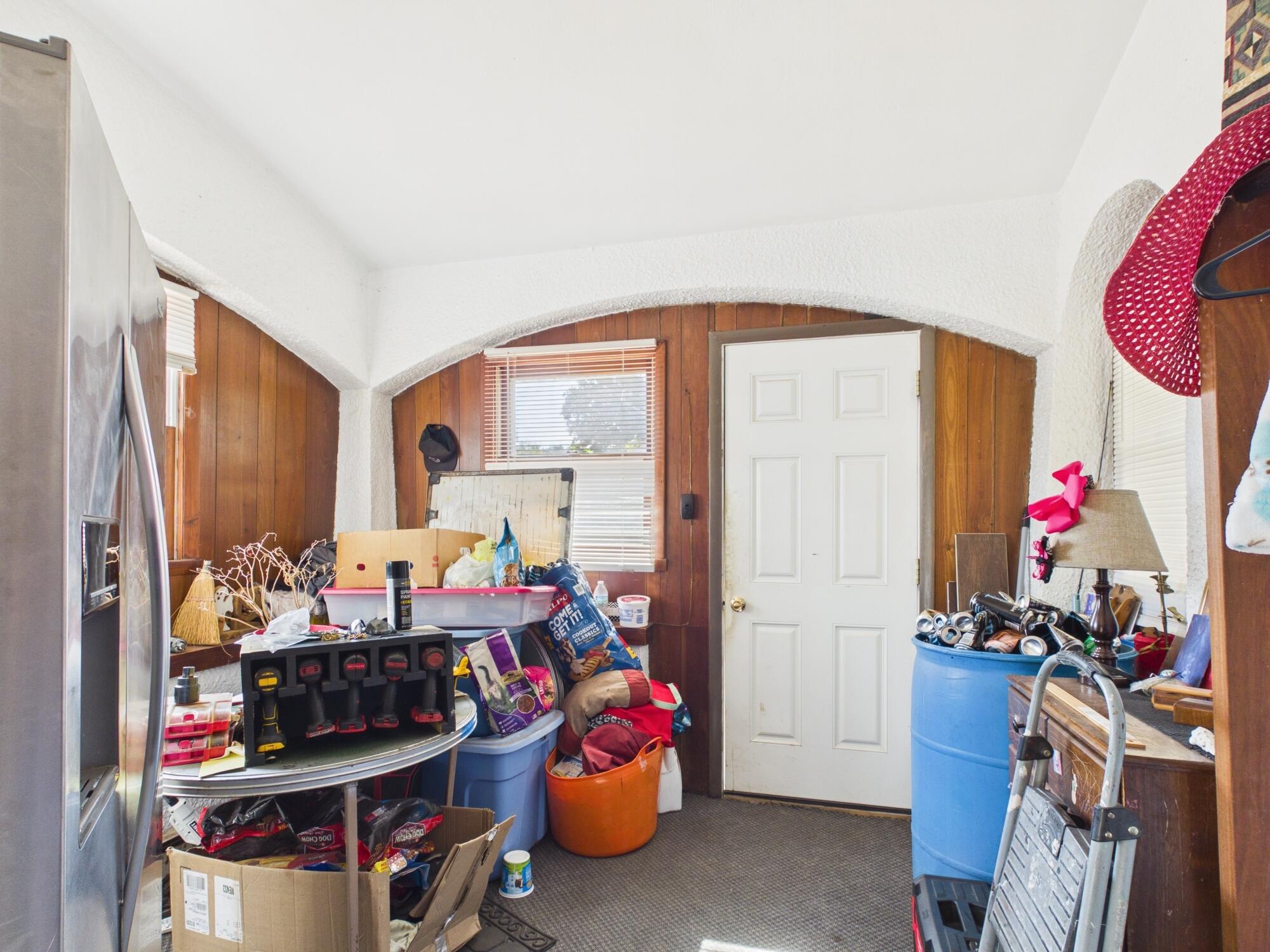 824 West Main Street Property Photo 7