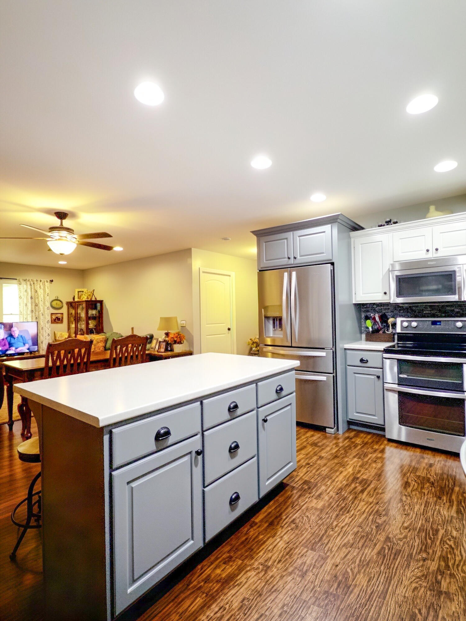 100 David Street Property Photo 13
