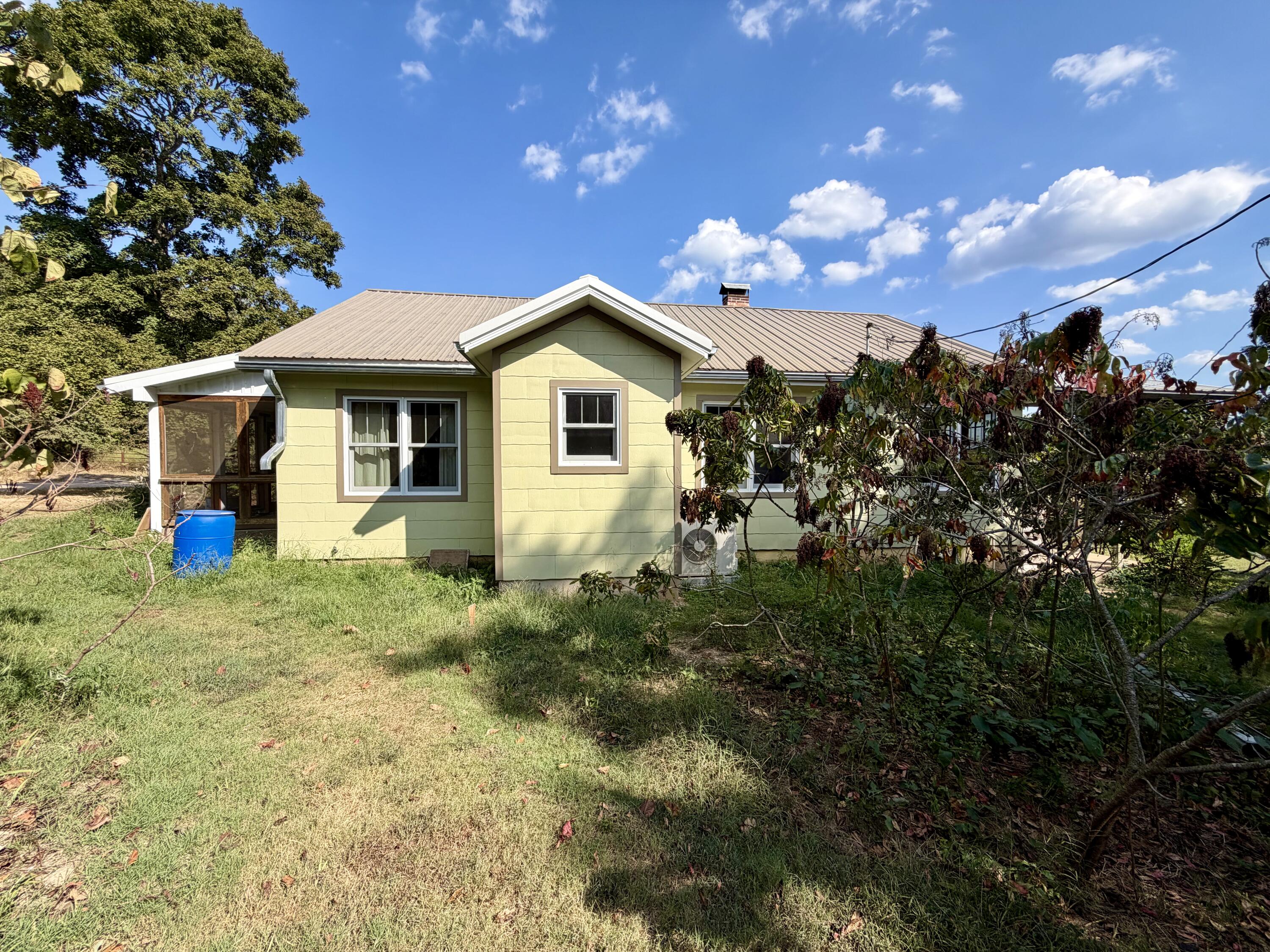 960 County Road 412 Property Photo 18