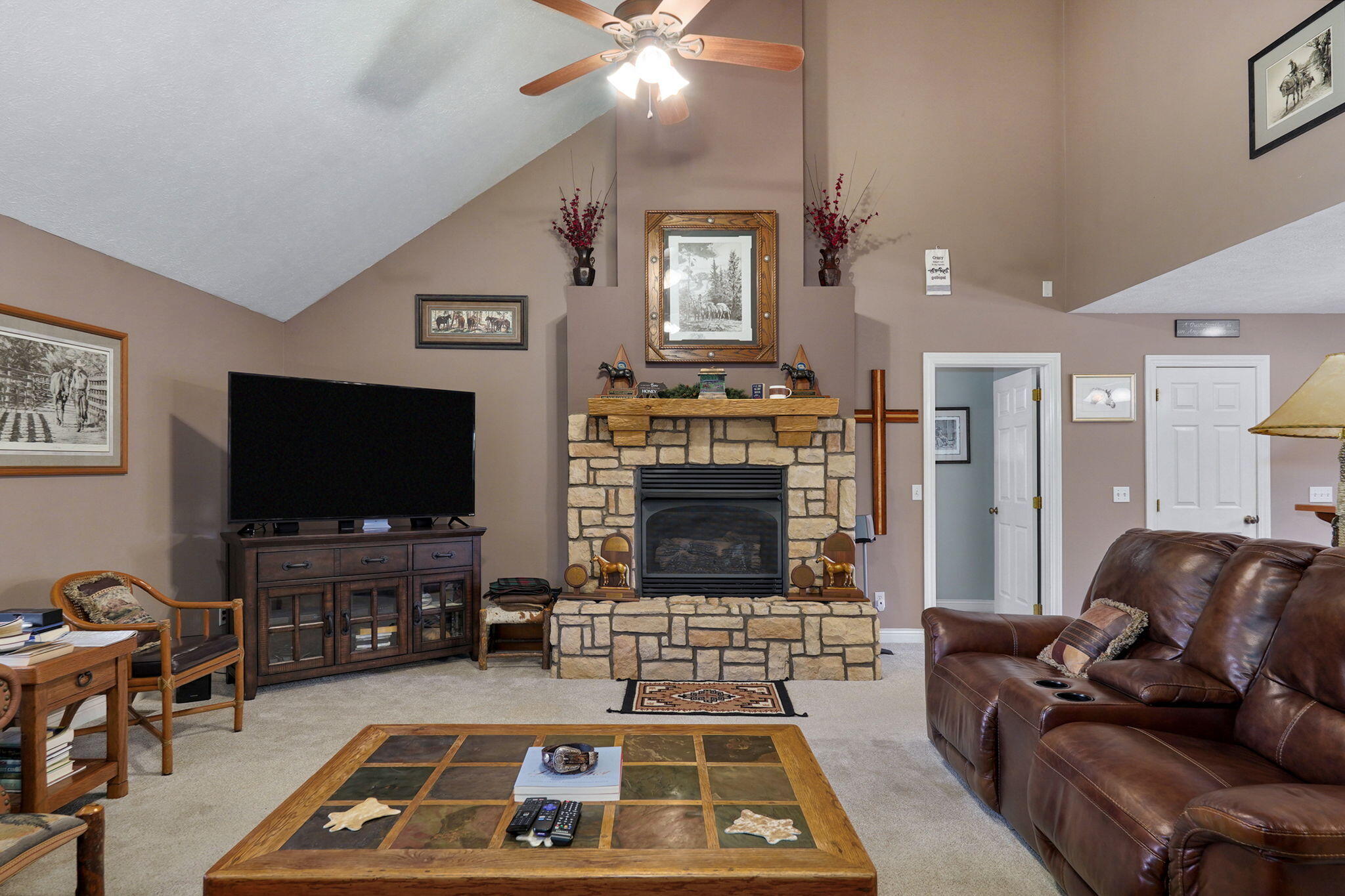 8385 Lawrence 2082 Property Photo 11