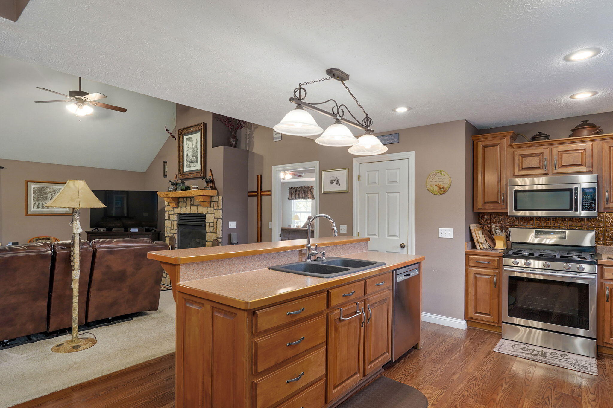 8385 Lawrence 2082 Property Photo 17