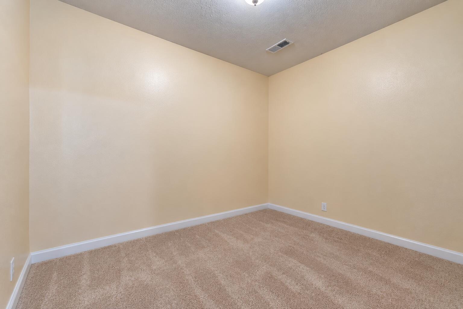 8385 Lawrence 2082 Property Photo 35