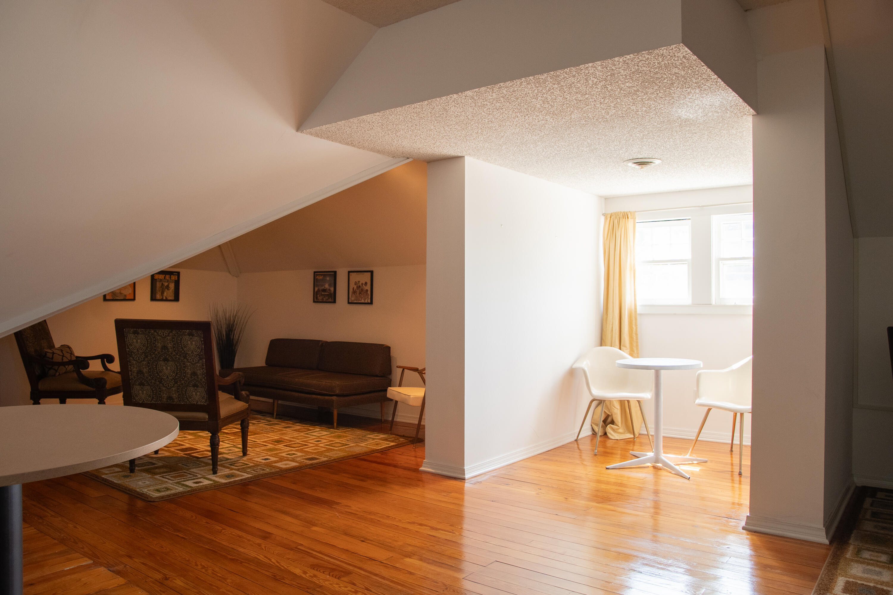 1201 East Walnut Street Property Photo 40