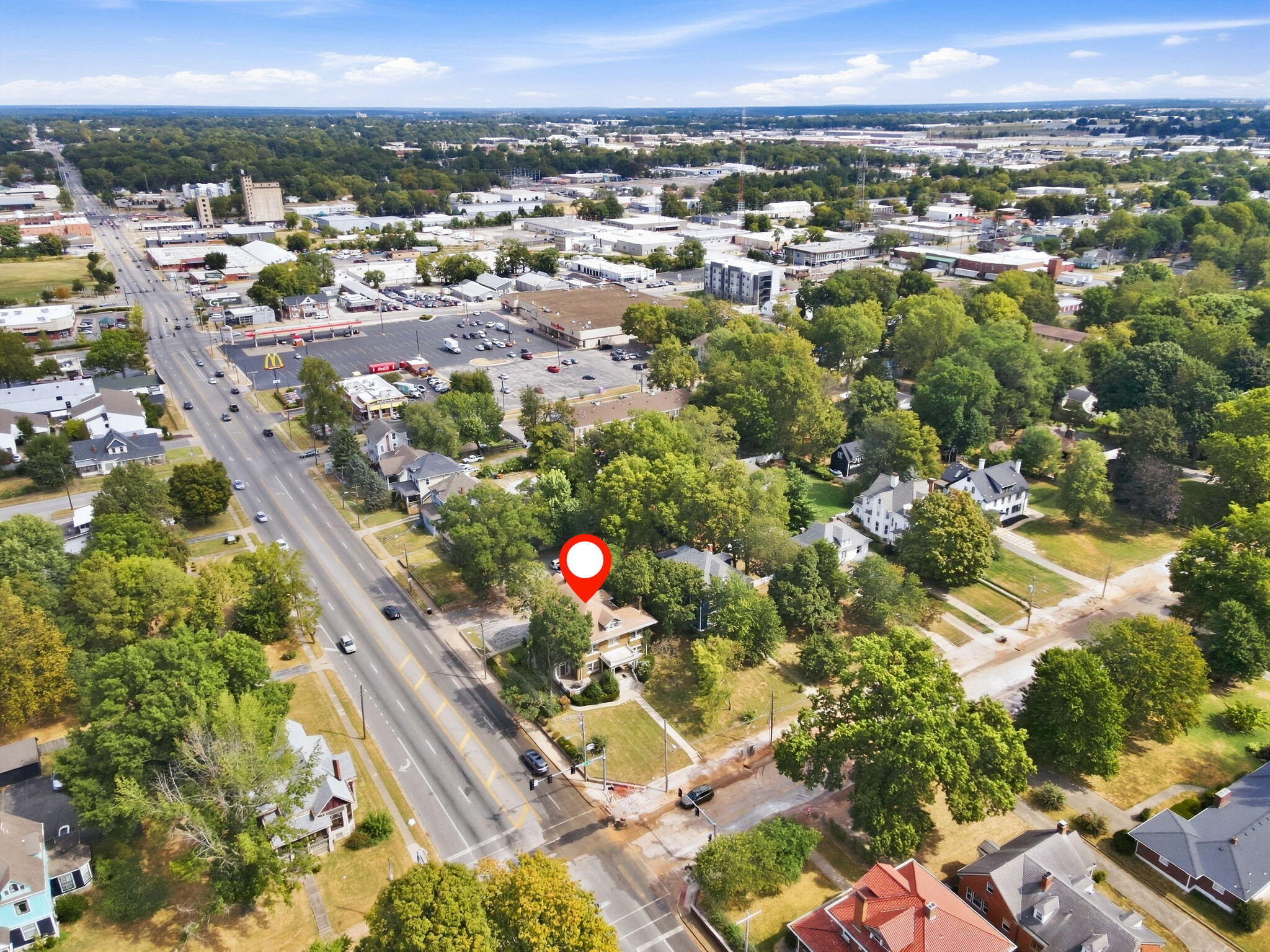 1201 East Walnut Street Property Photo 51