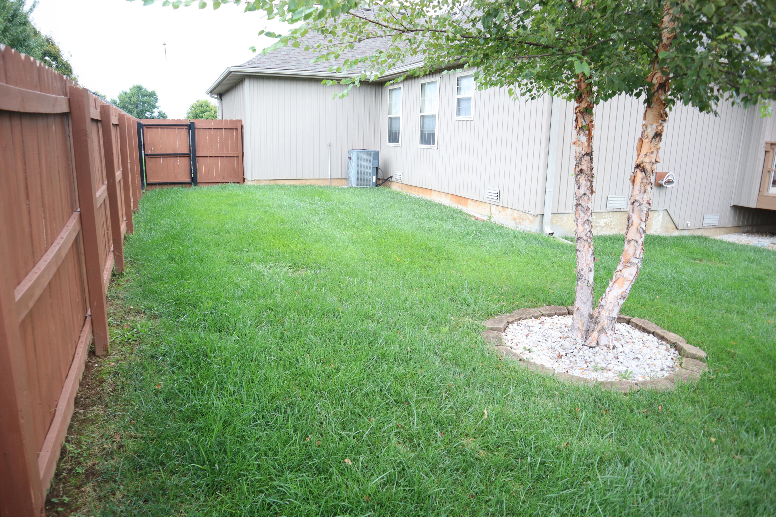 5714 South Lexington Avenue Property Photo 13