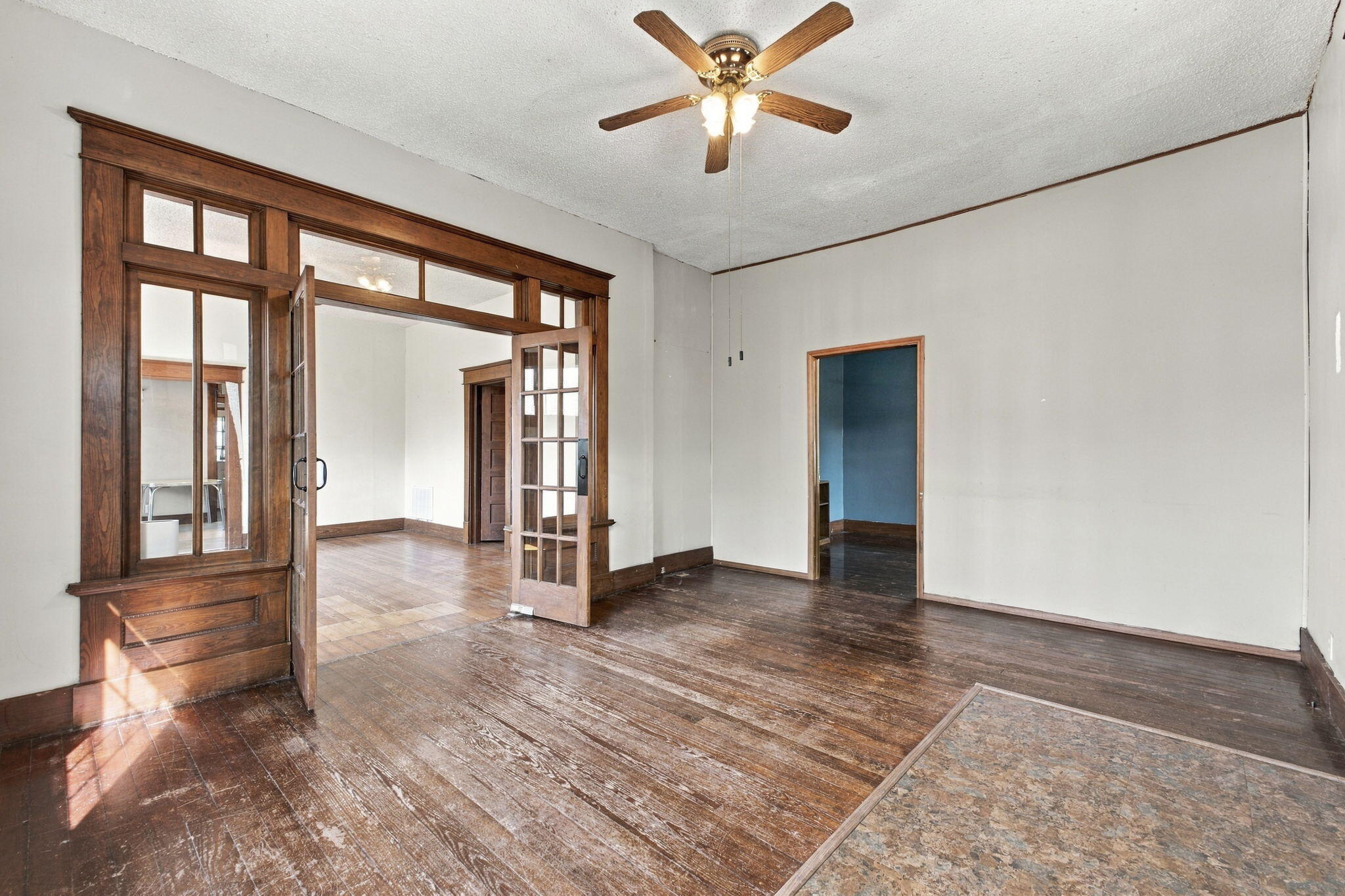 610 North Lincoln Avenue Property Photo 5