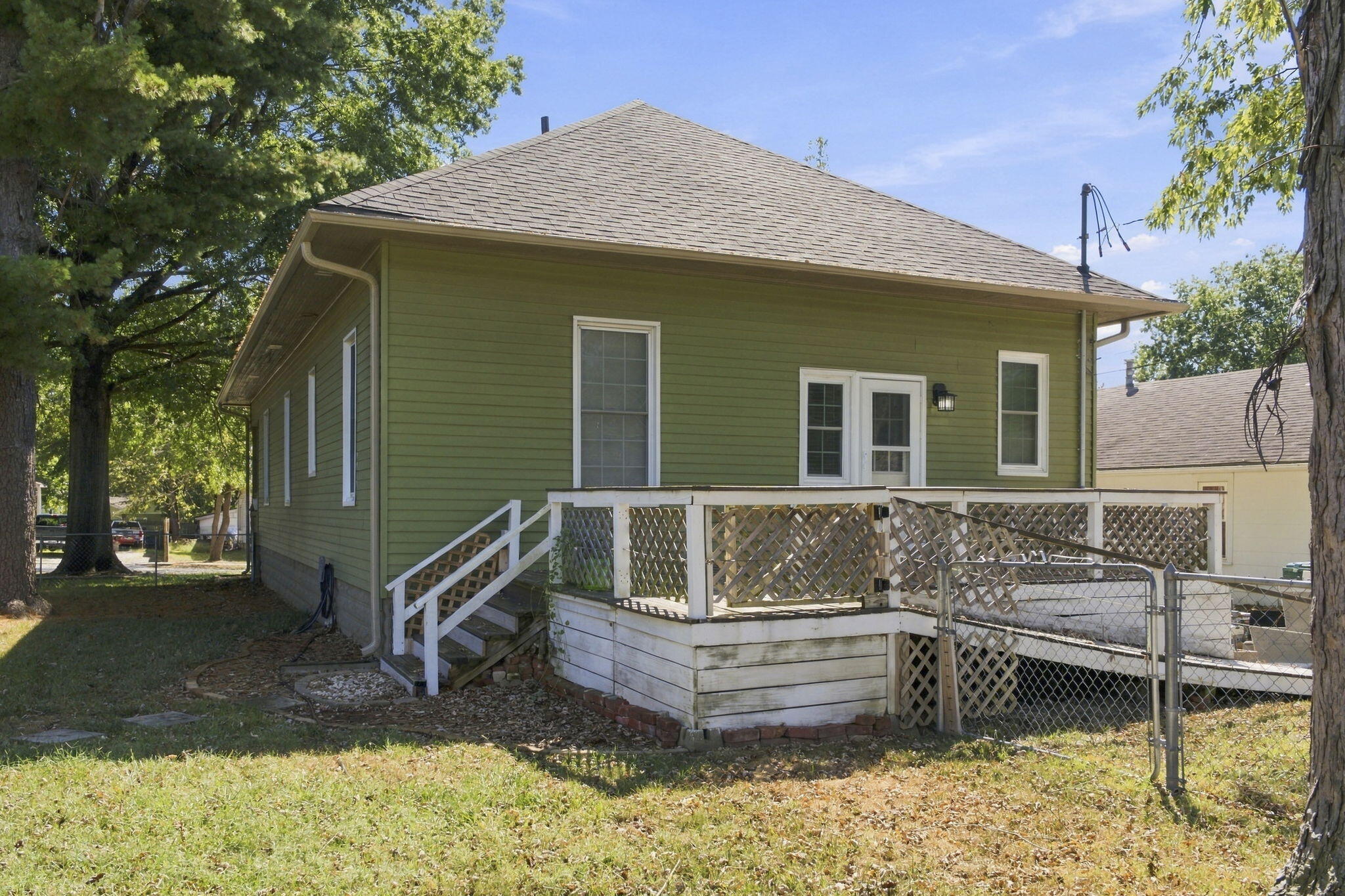 610 North Lincoln Avenue Property Photo 29