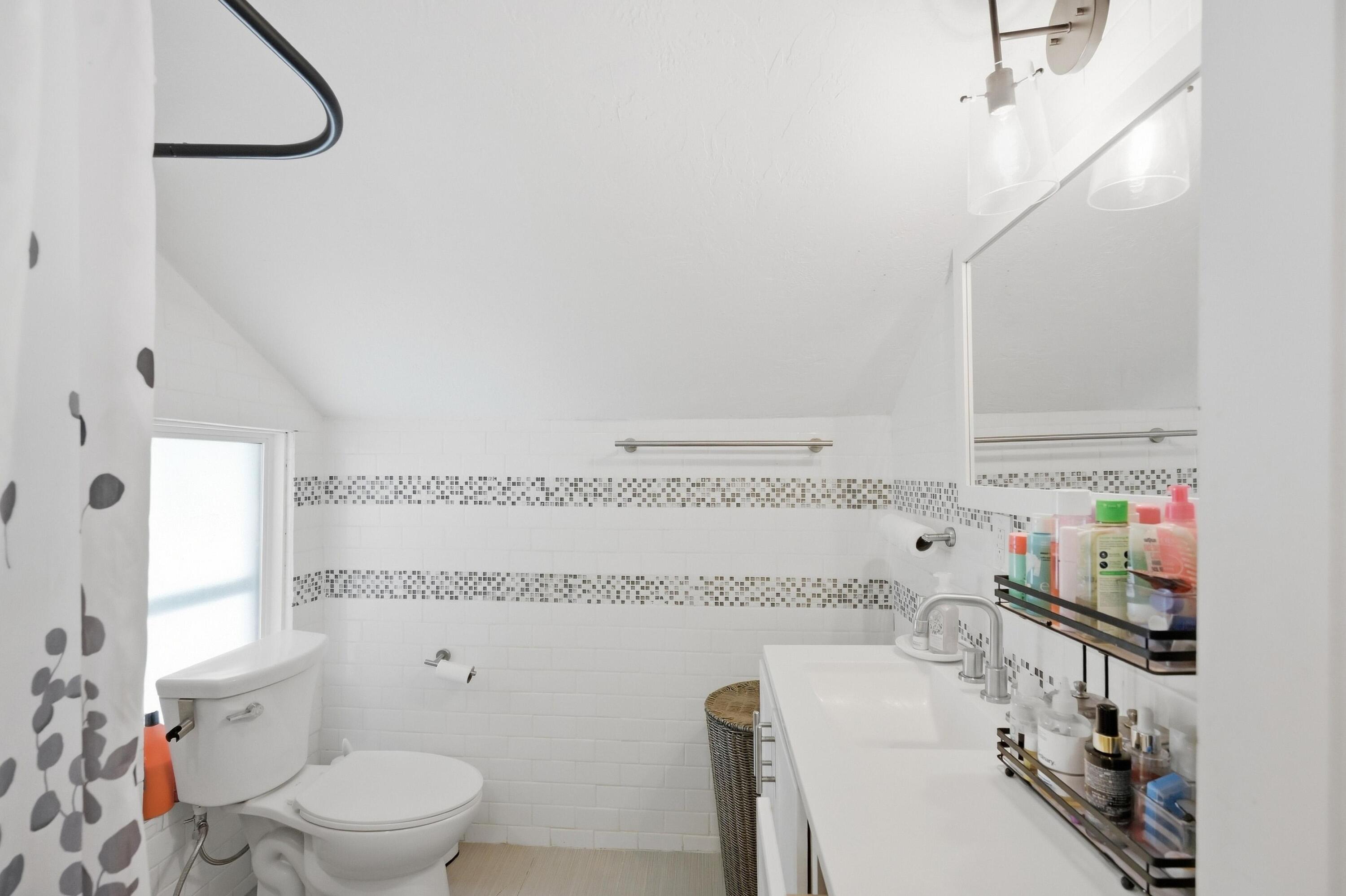 1125 South Main Street Property Photo 25