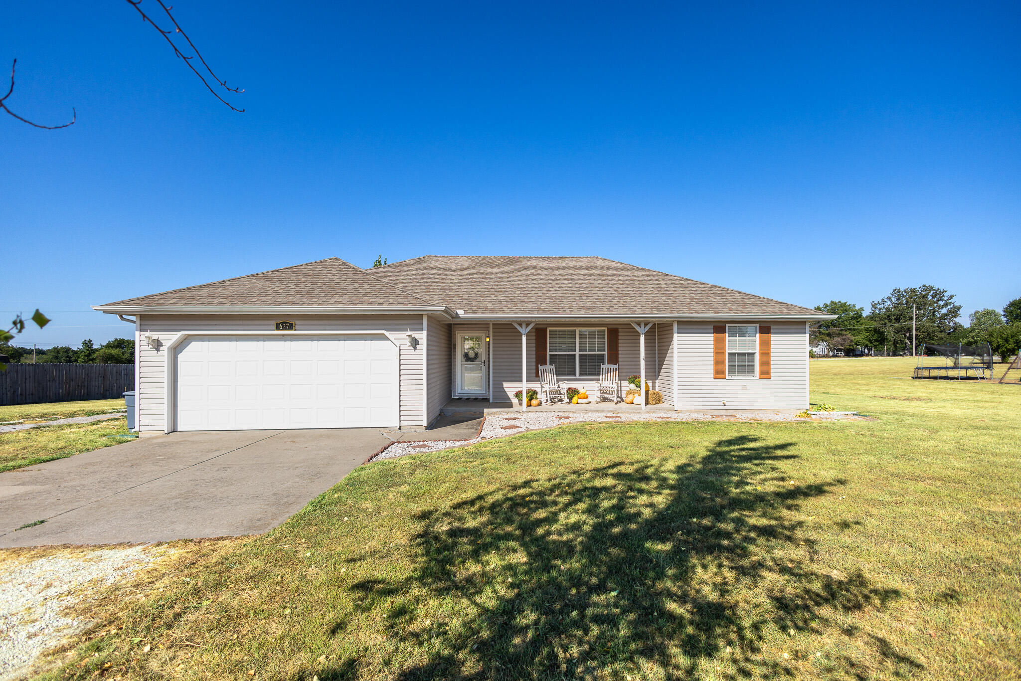 16276 Lawrence 1241 Property Photo 1