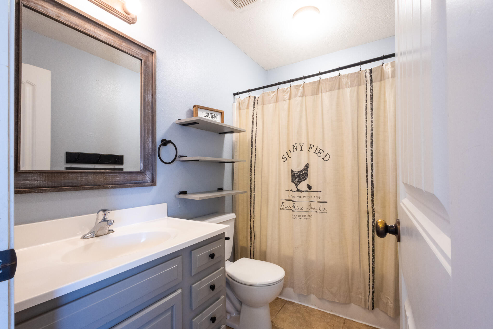 16276 Lawrence 1241 Property Photo 17