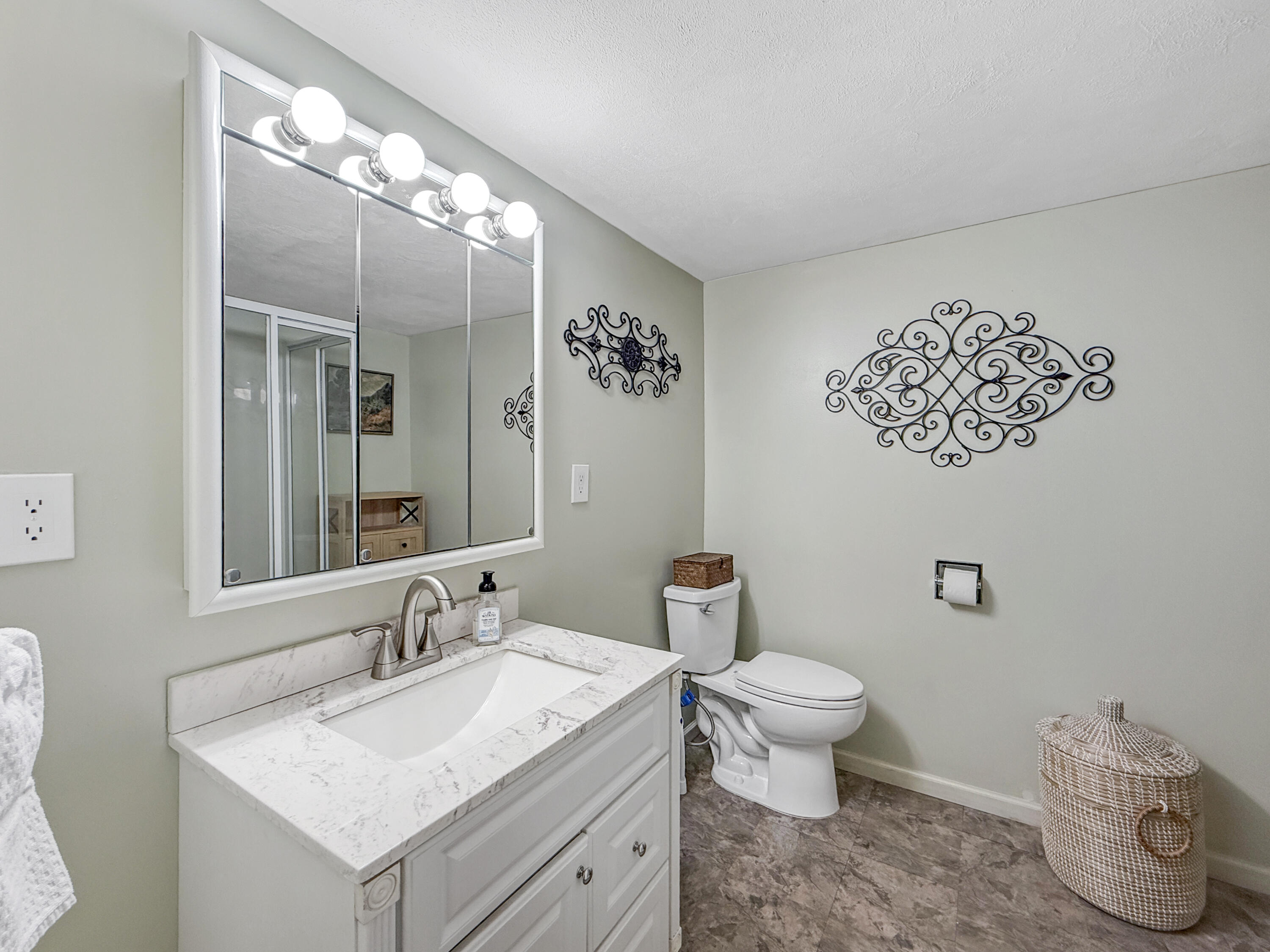 1185 West Grayrock Drive Property Photo 14