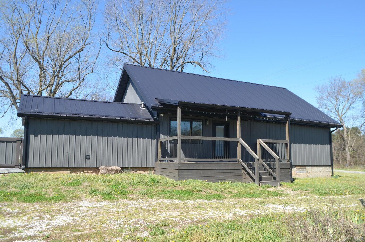 332 Fir Road Property Photo 1