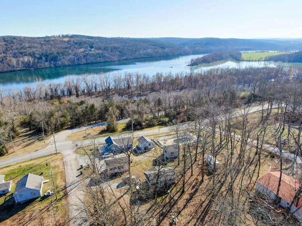 111 Kansas Avenue Property Photo 1