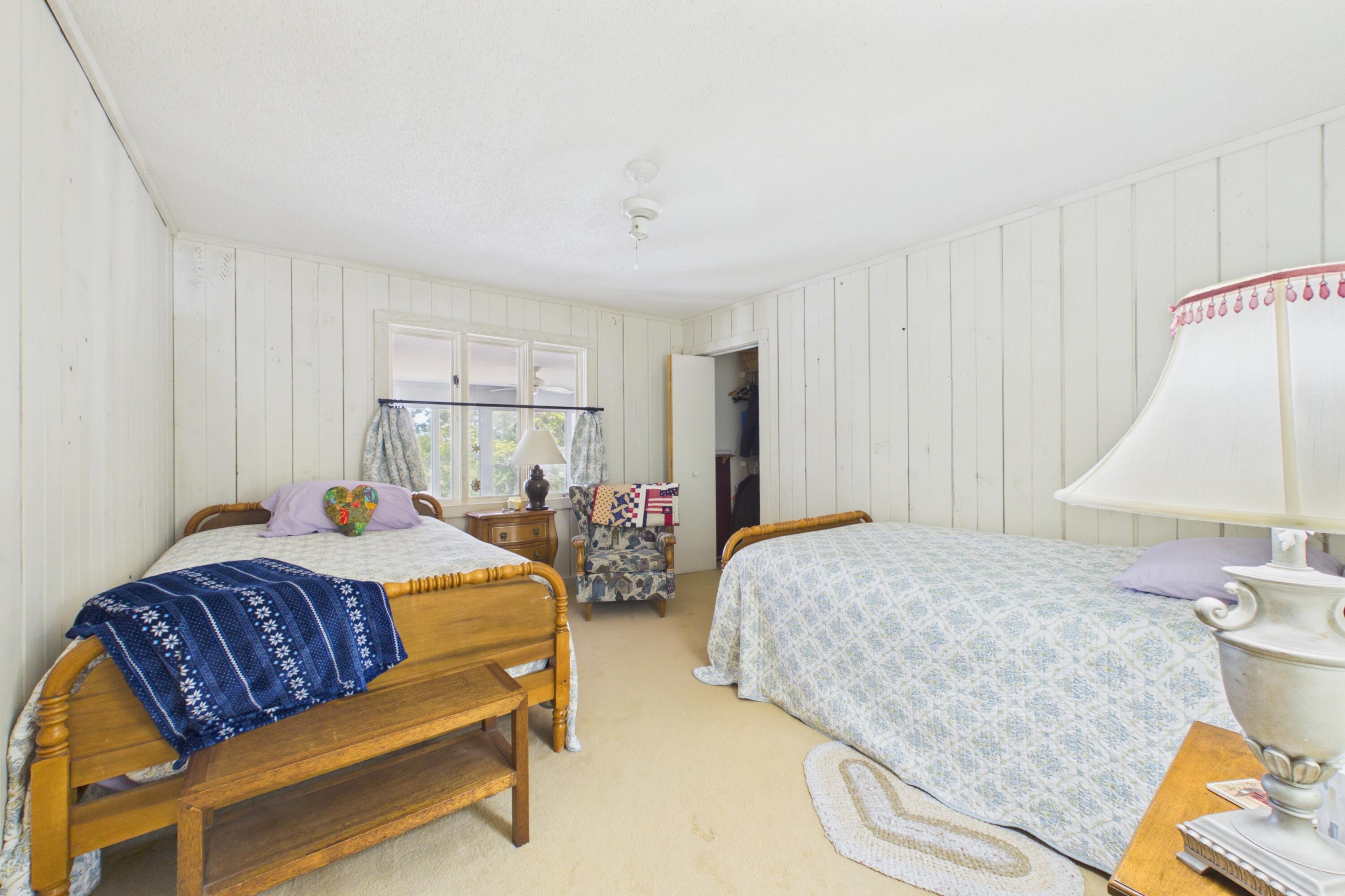 136 Looney Lane Property Photo 15