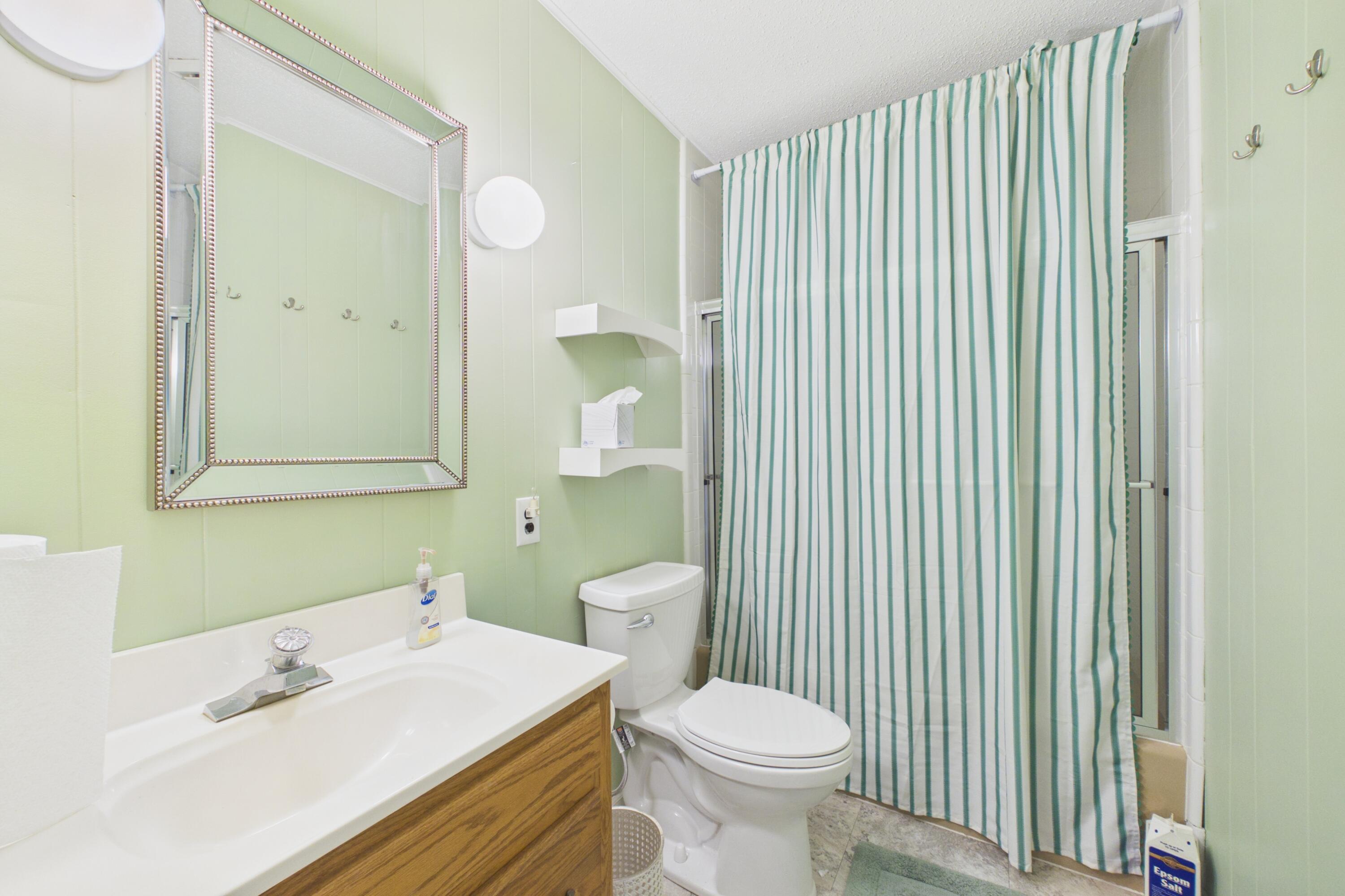 136 Looney Lane Property Photo 16