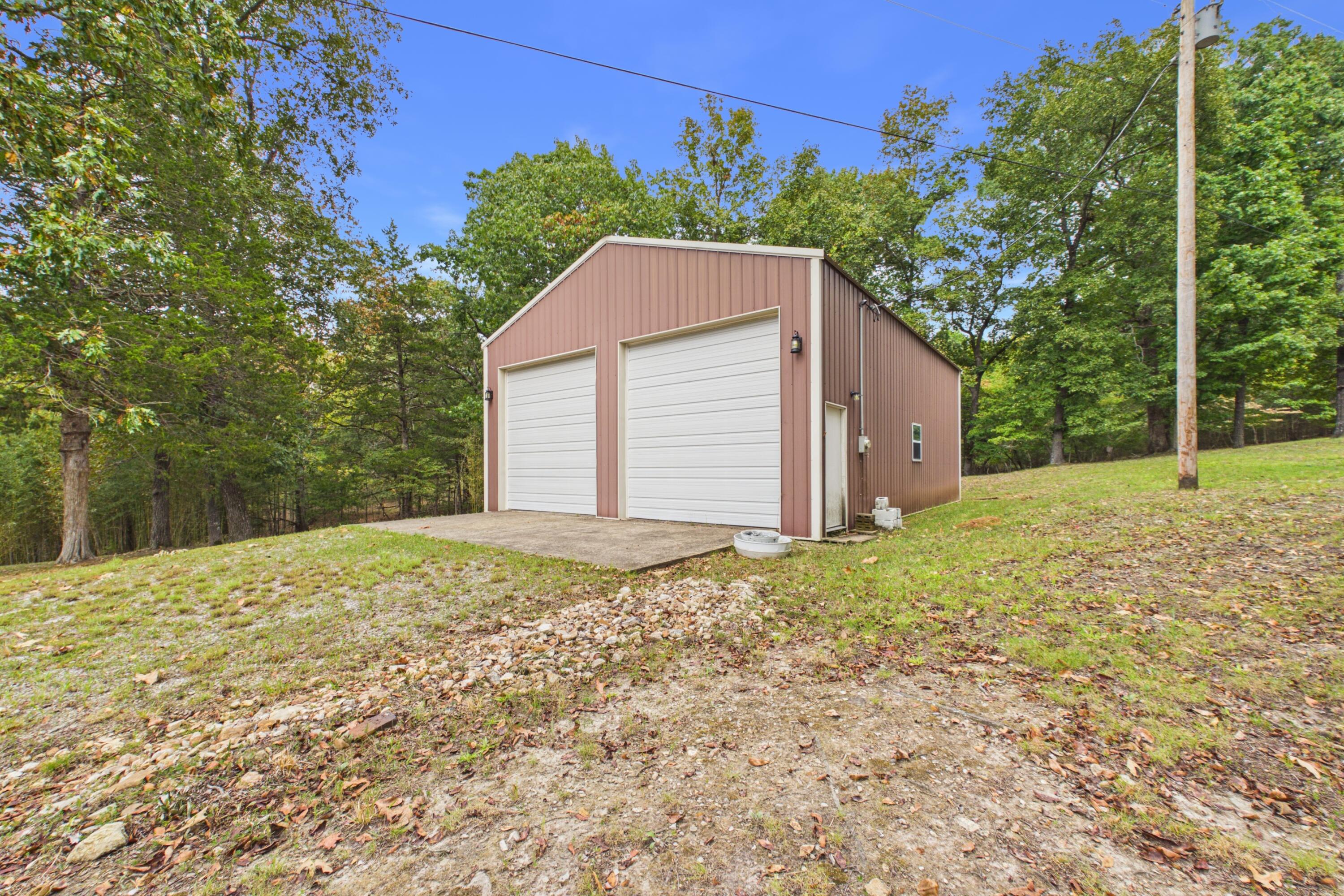 136 Looney Lane Property Photo 38