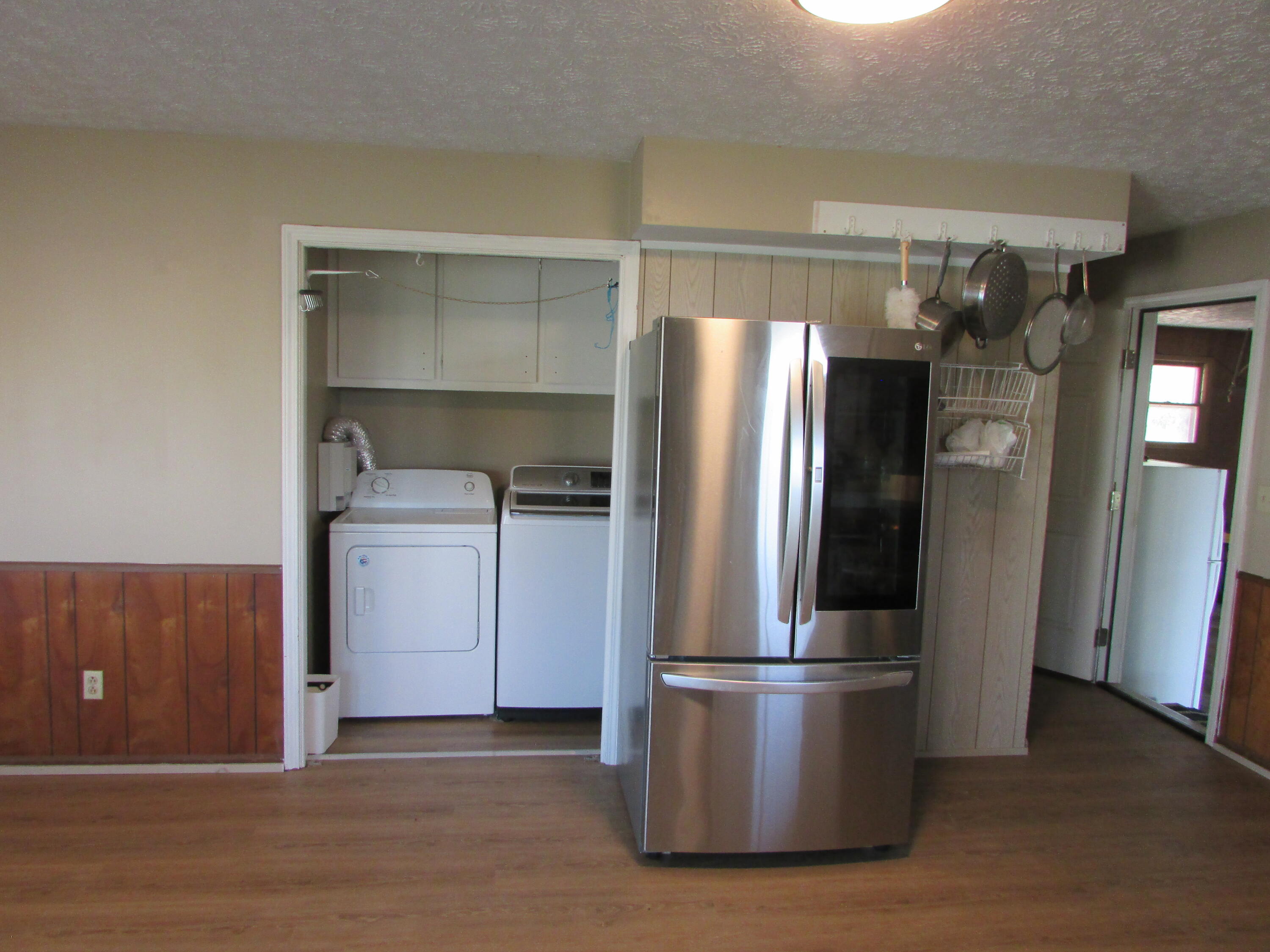 3250 East Hines Street Property Photo 12