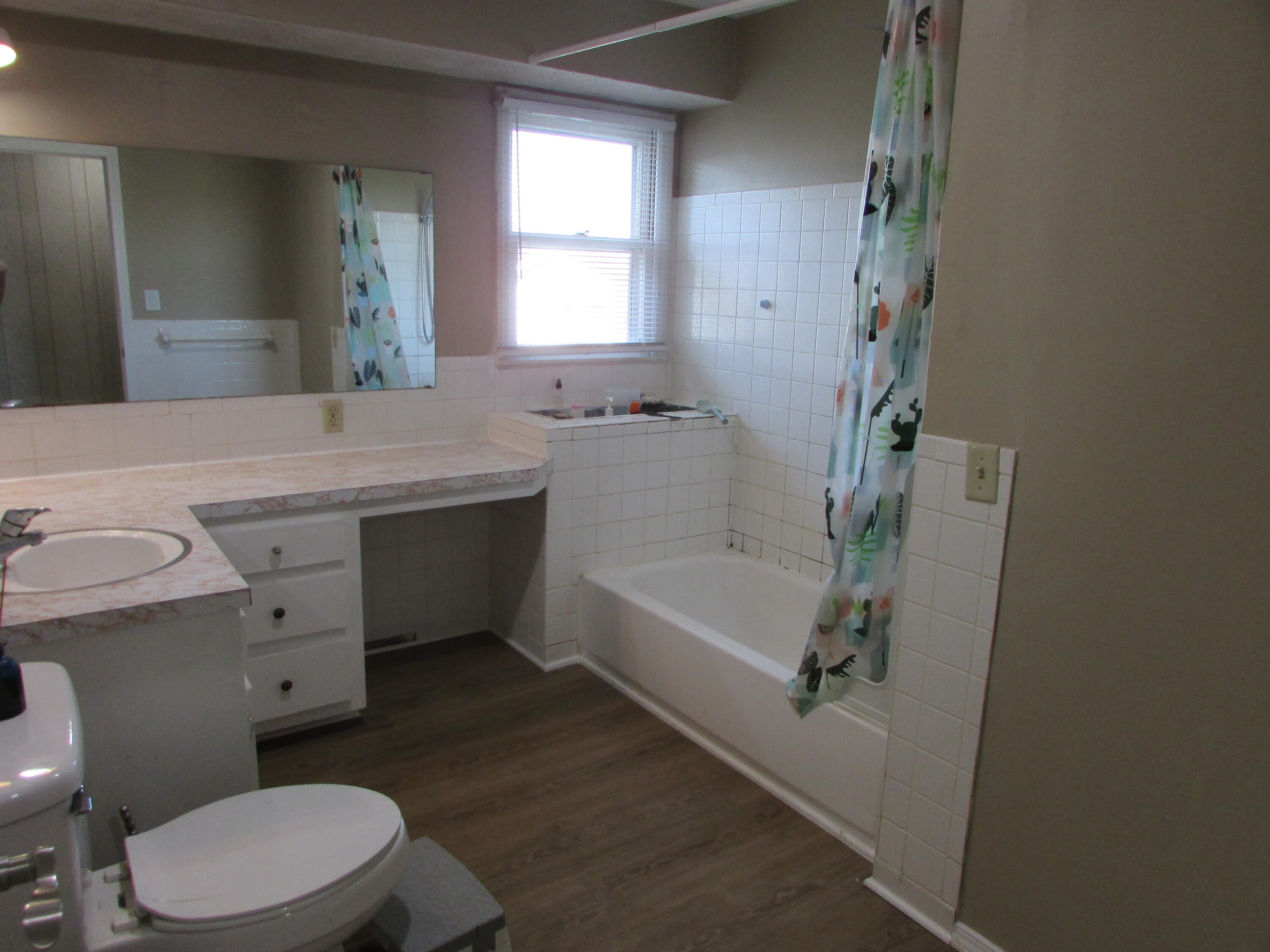 3250 East Hines Street Property Photo 14
