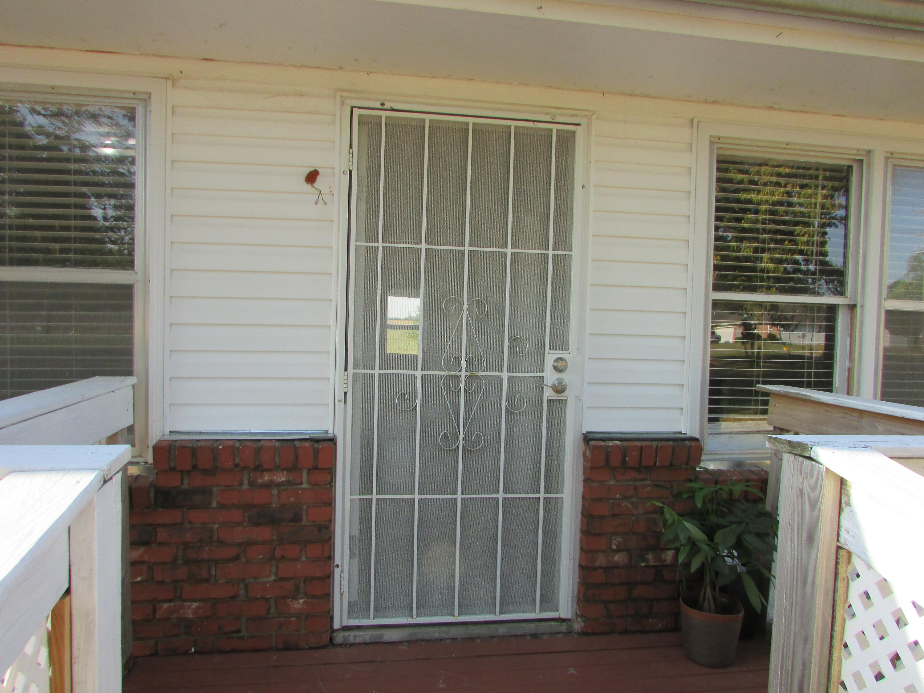 3250 East Hines Street Property Photo 23