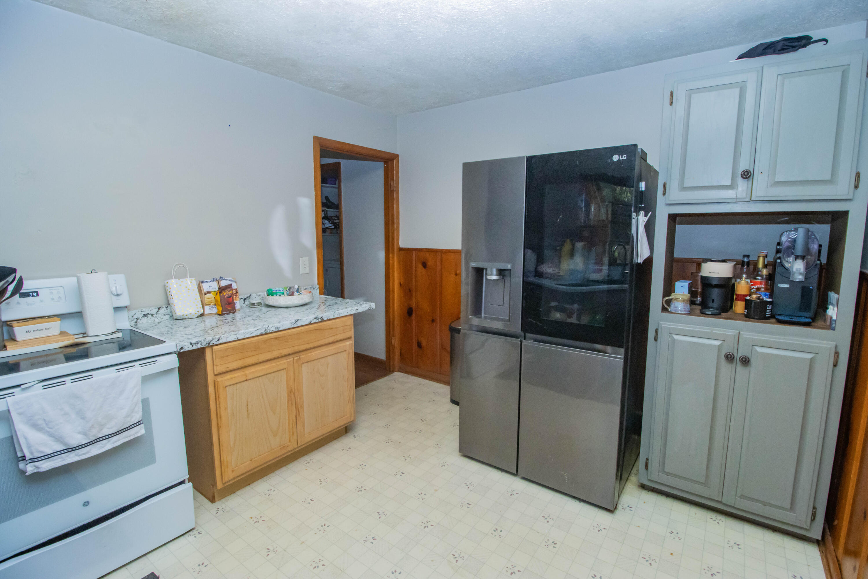 1003 West Newman Avenue Property Photo 18