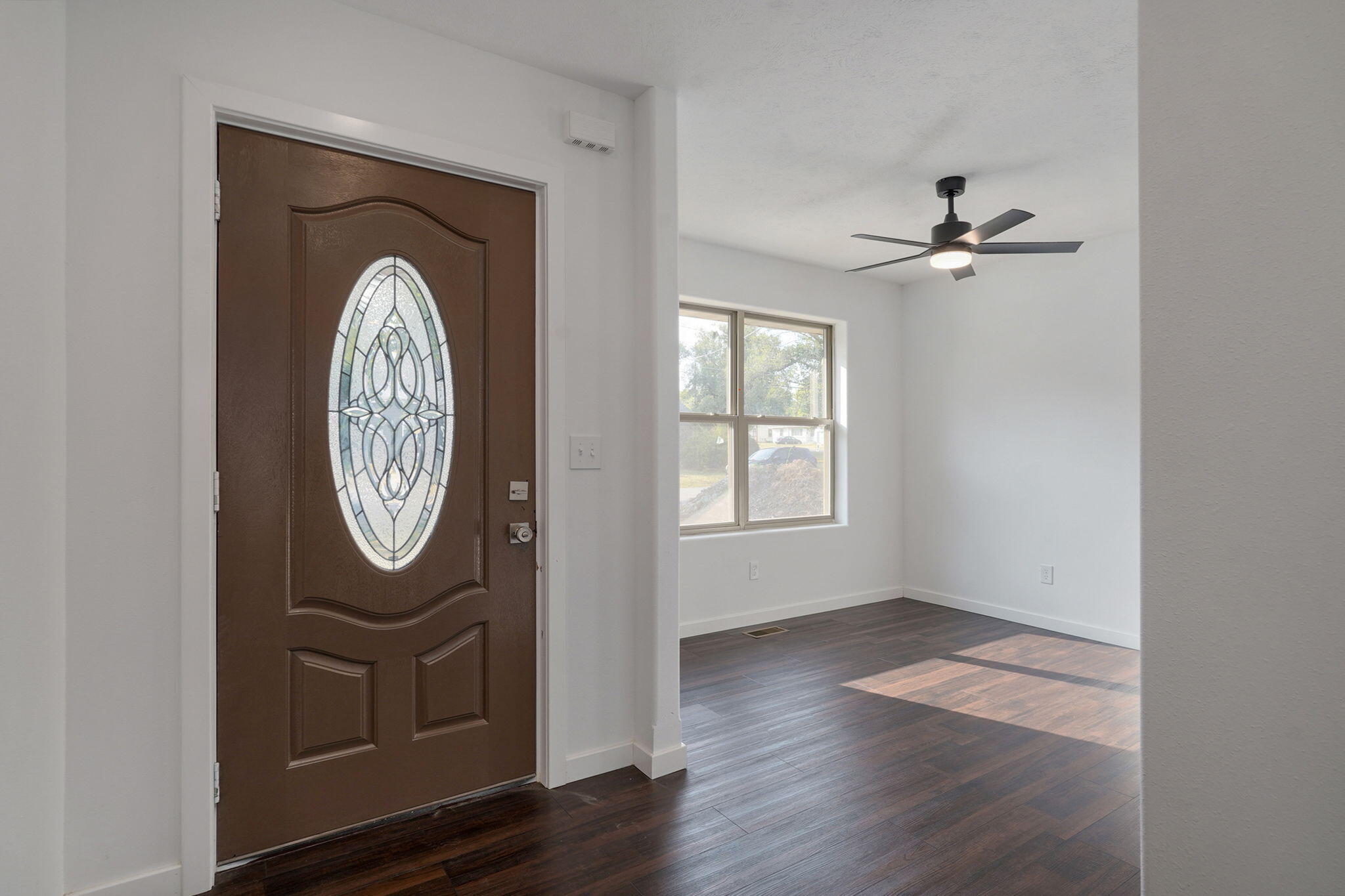 746 North Brown Avenue Property Photo 14