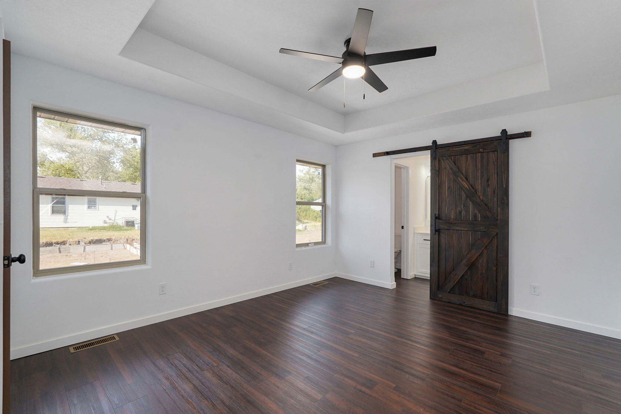 746 North Brown Avenue Property Photo 15