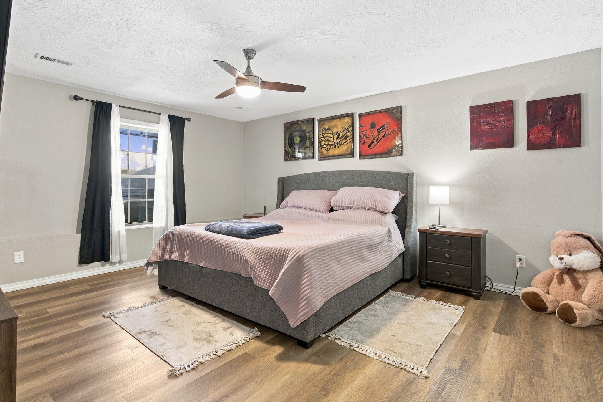 1807 East Costa Mesa Court Property Photo 17