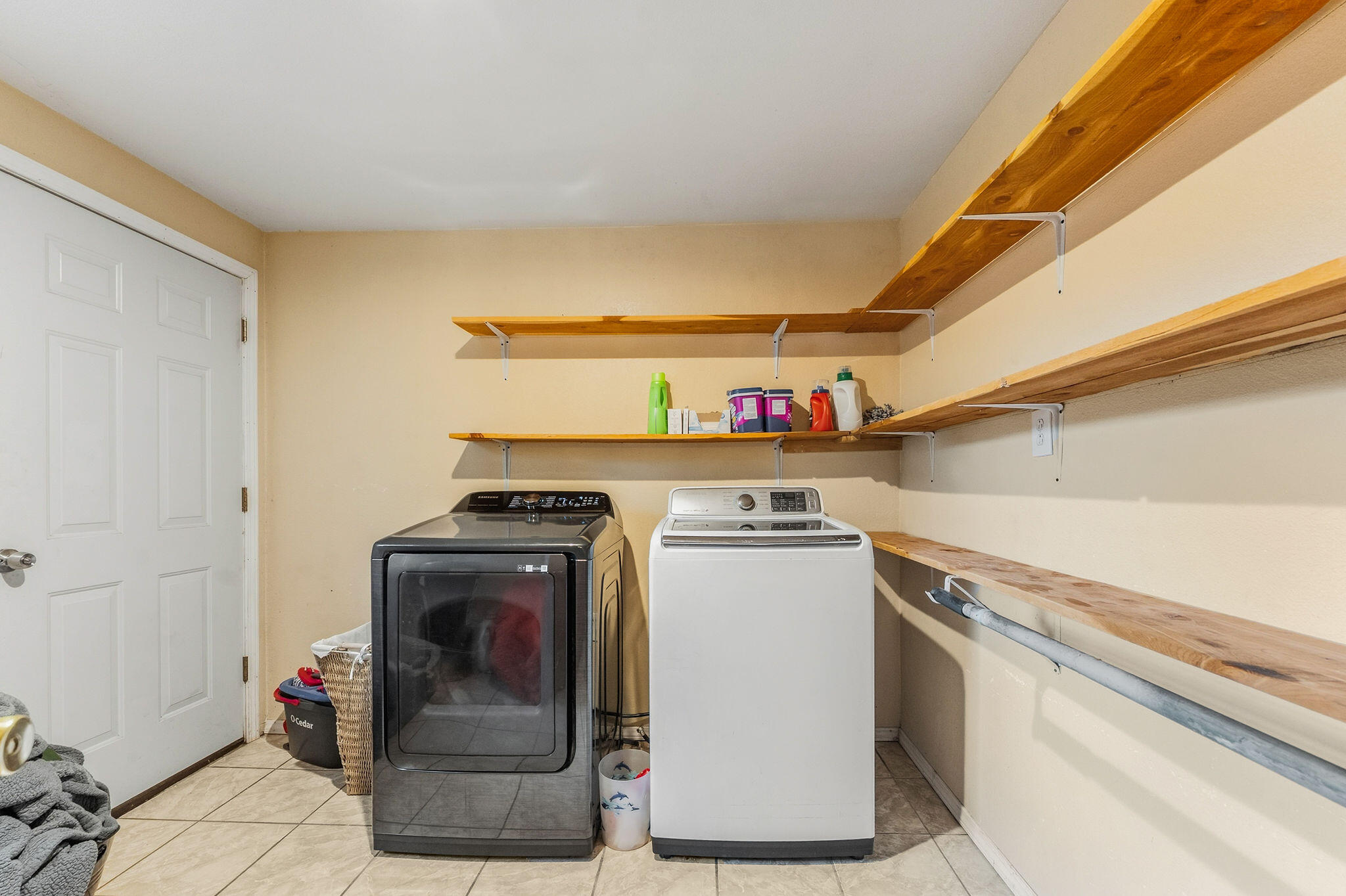 4155 Oakwood Road Property Photo 18