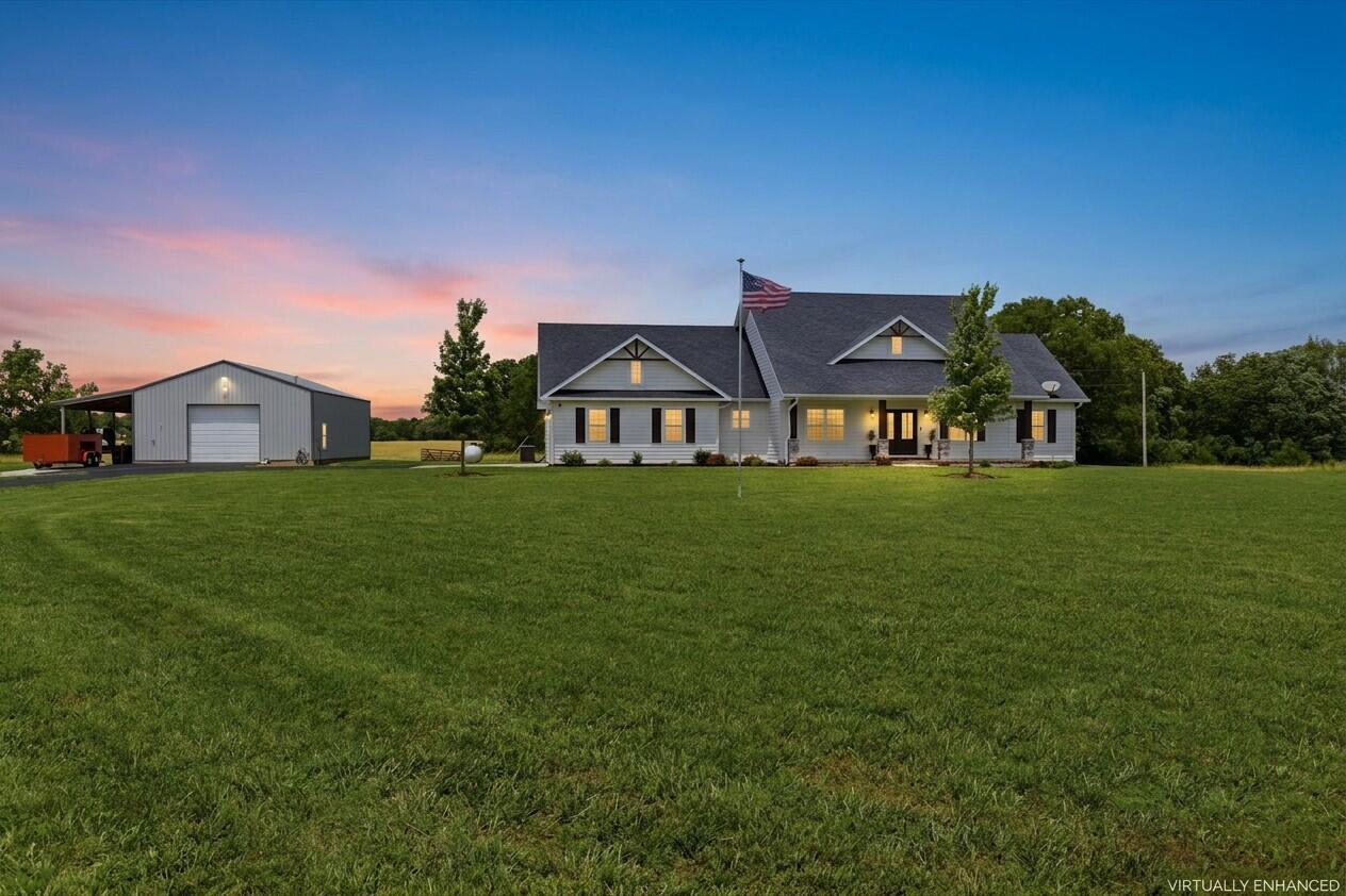 1645 State Highway U Property Photo 1