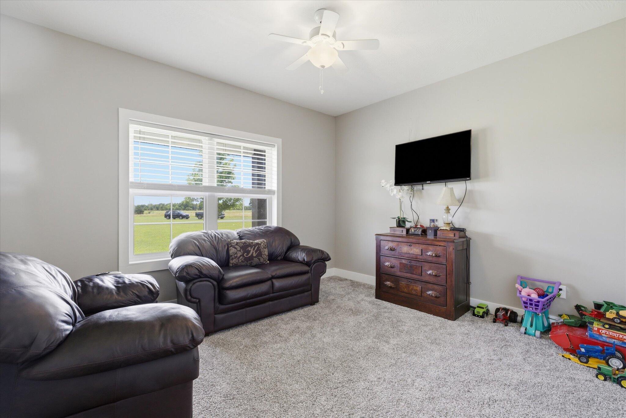 1645 State Highway U Property Photo 27