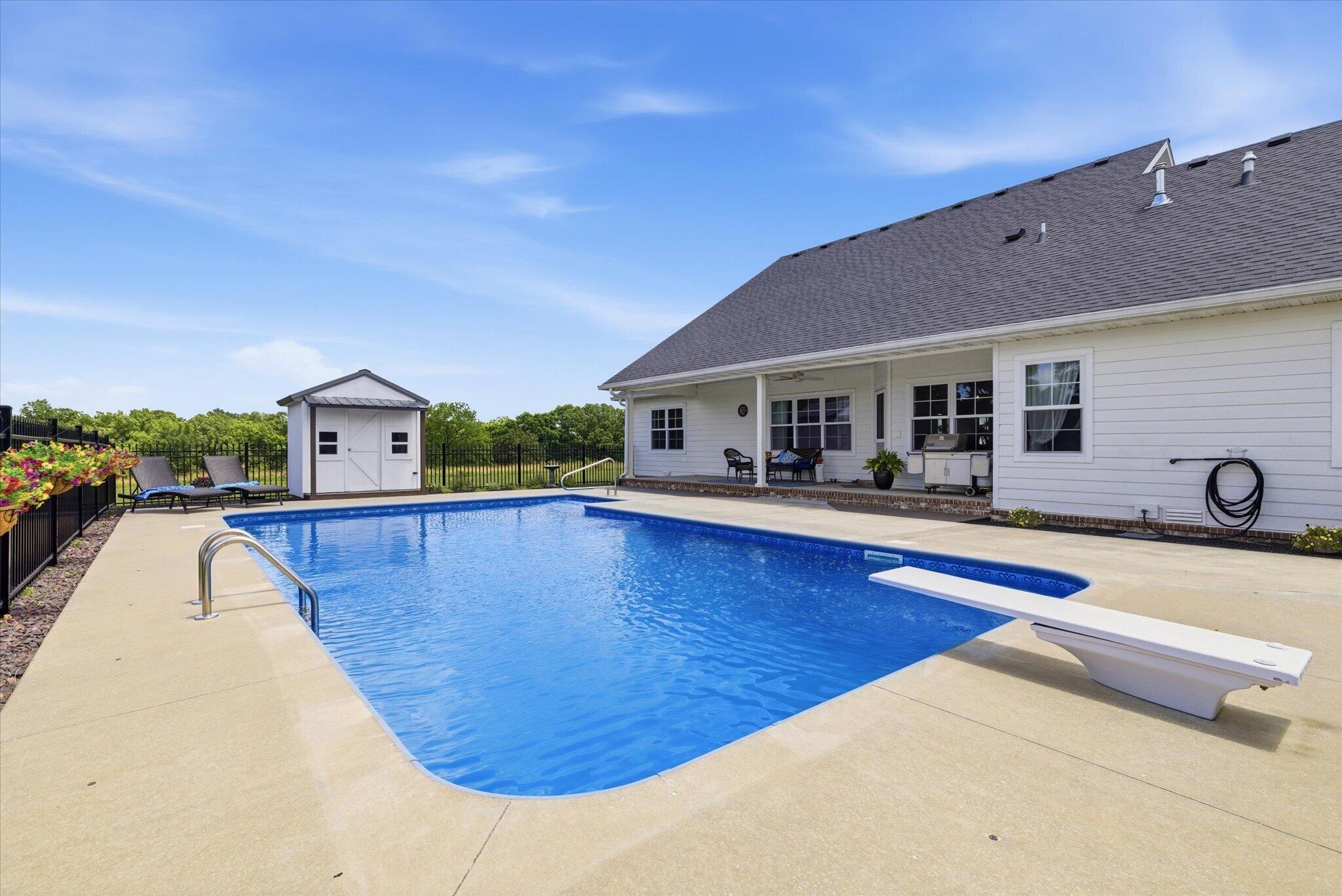1645 State Highway U Property Photo 32